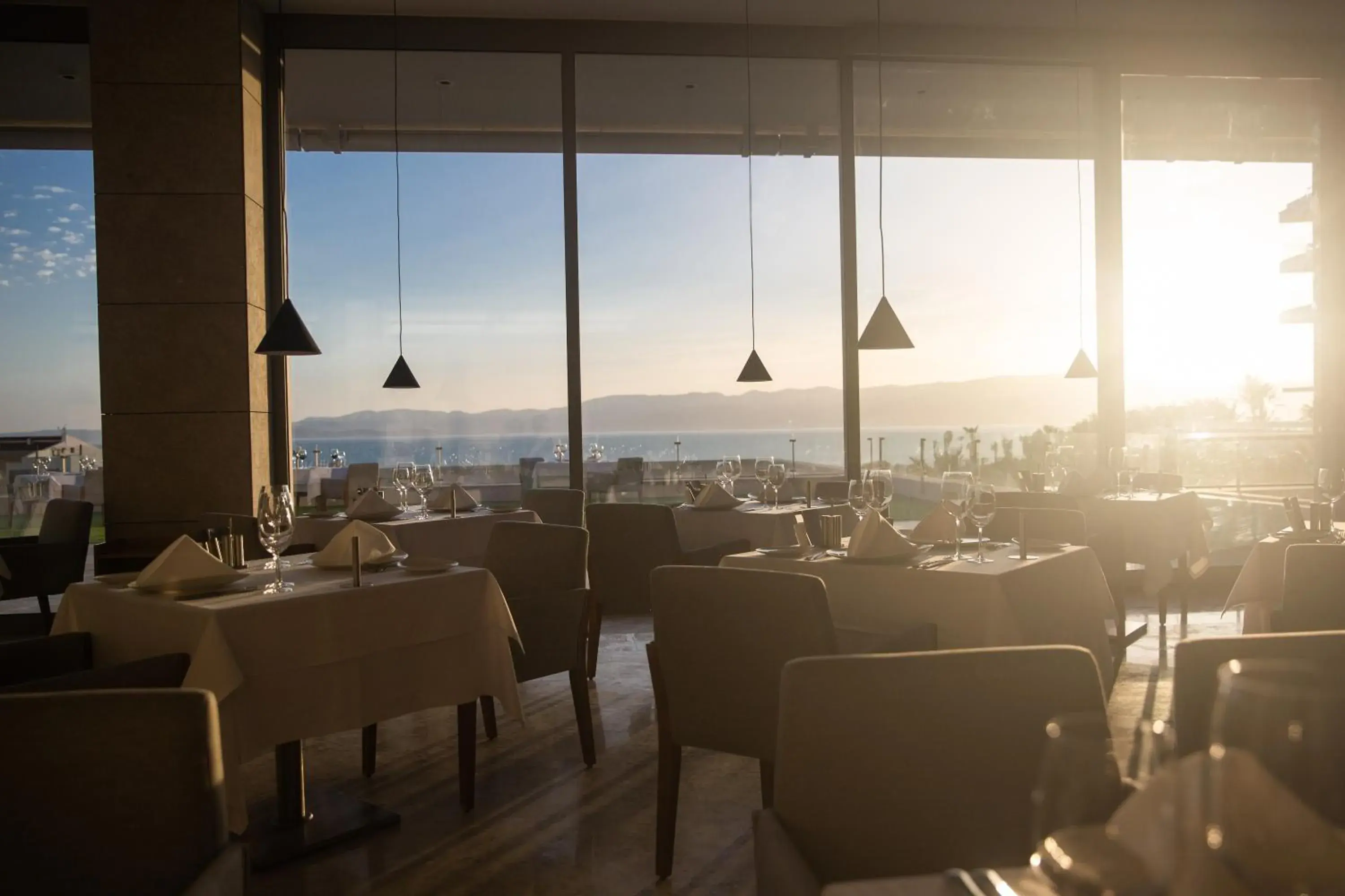 Restaurant/places to eat in ON'LIVE HOTEL Restaurant/places to eat in ON'LIVE HOTEL