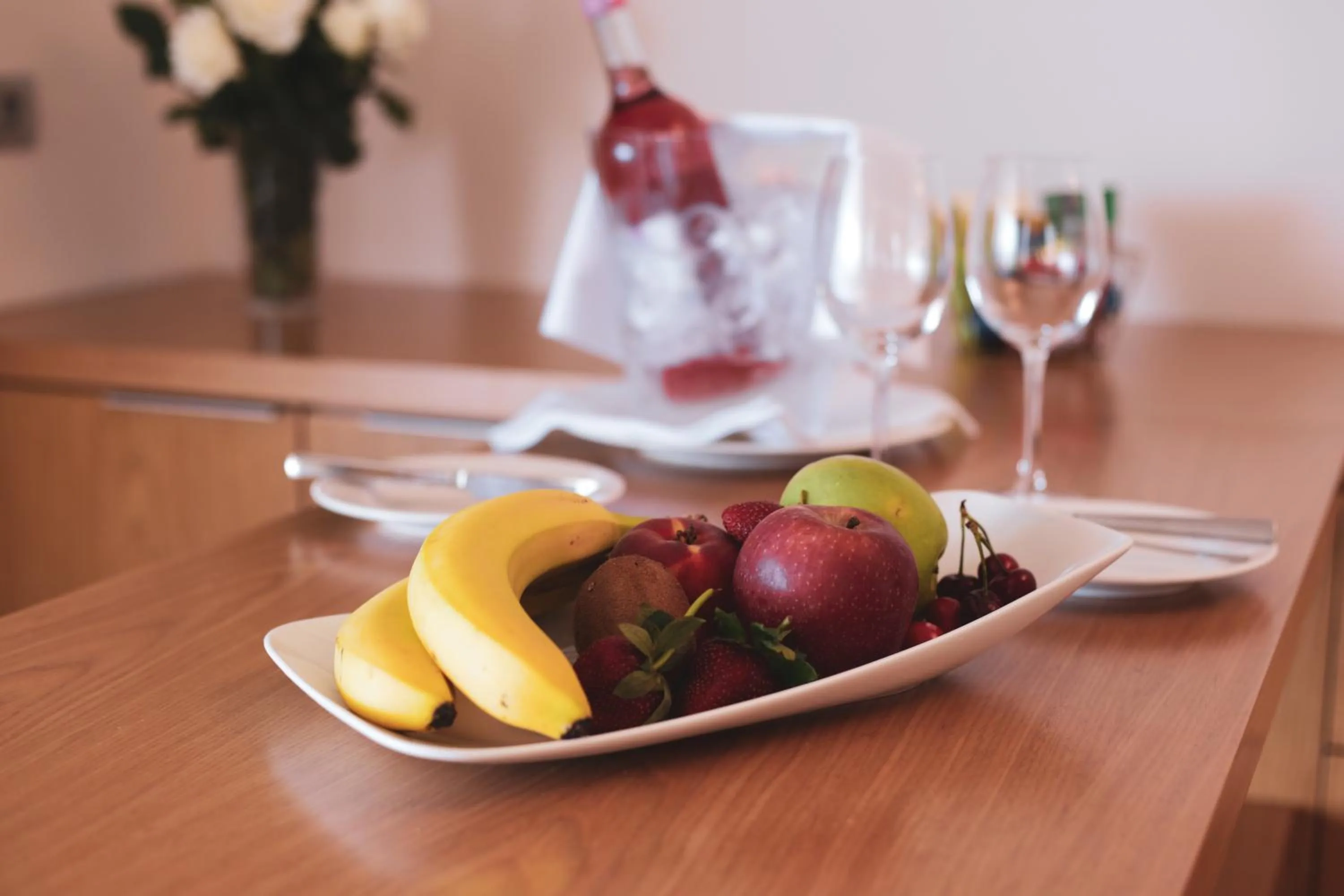 Food and drinks in ON'LIVE HOTEL