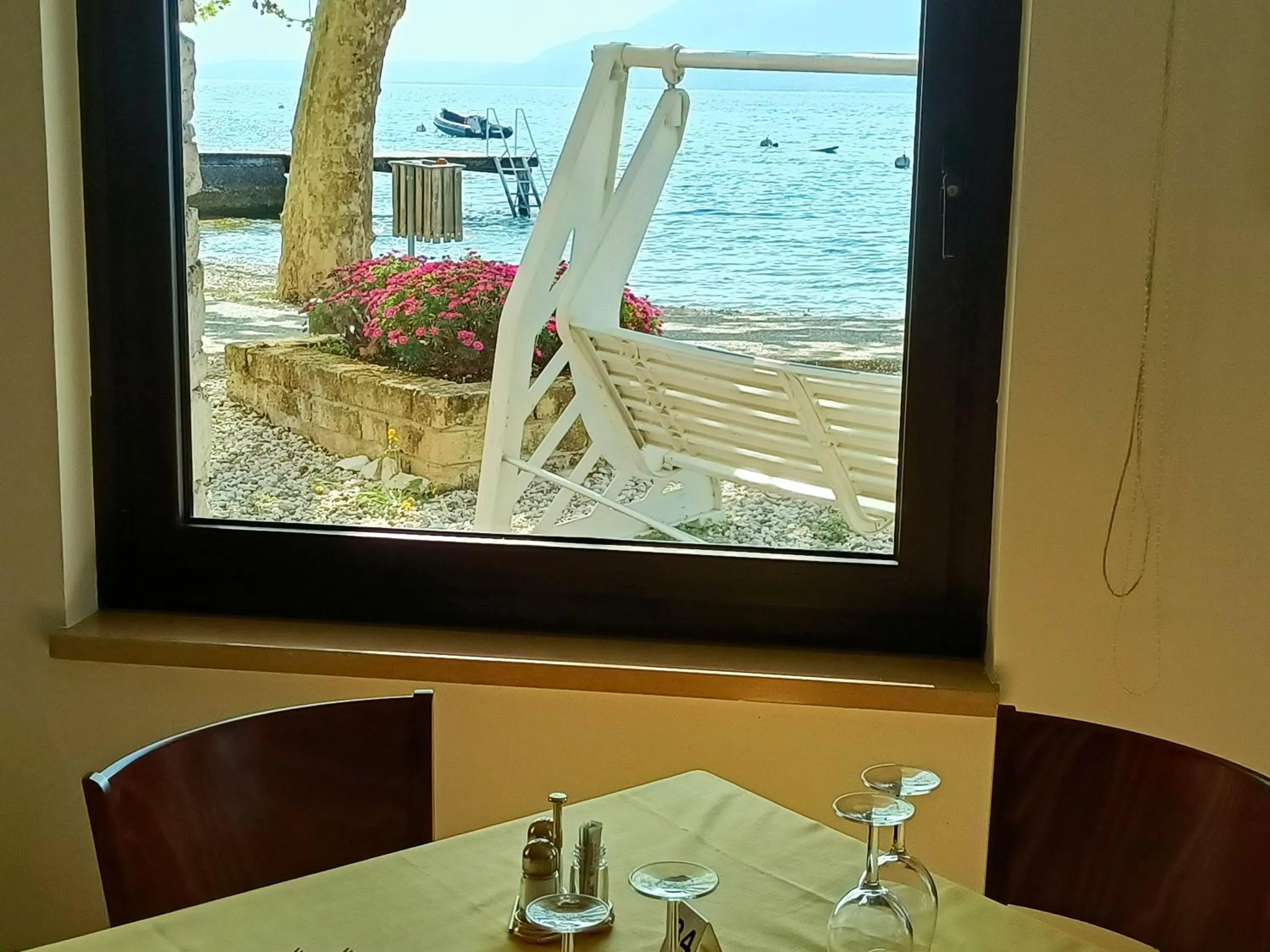 Restaurant/places to eat in Hotel S.Maria