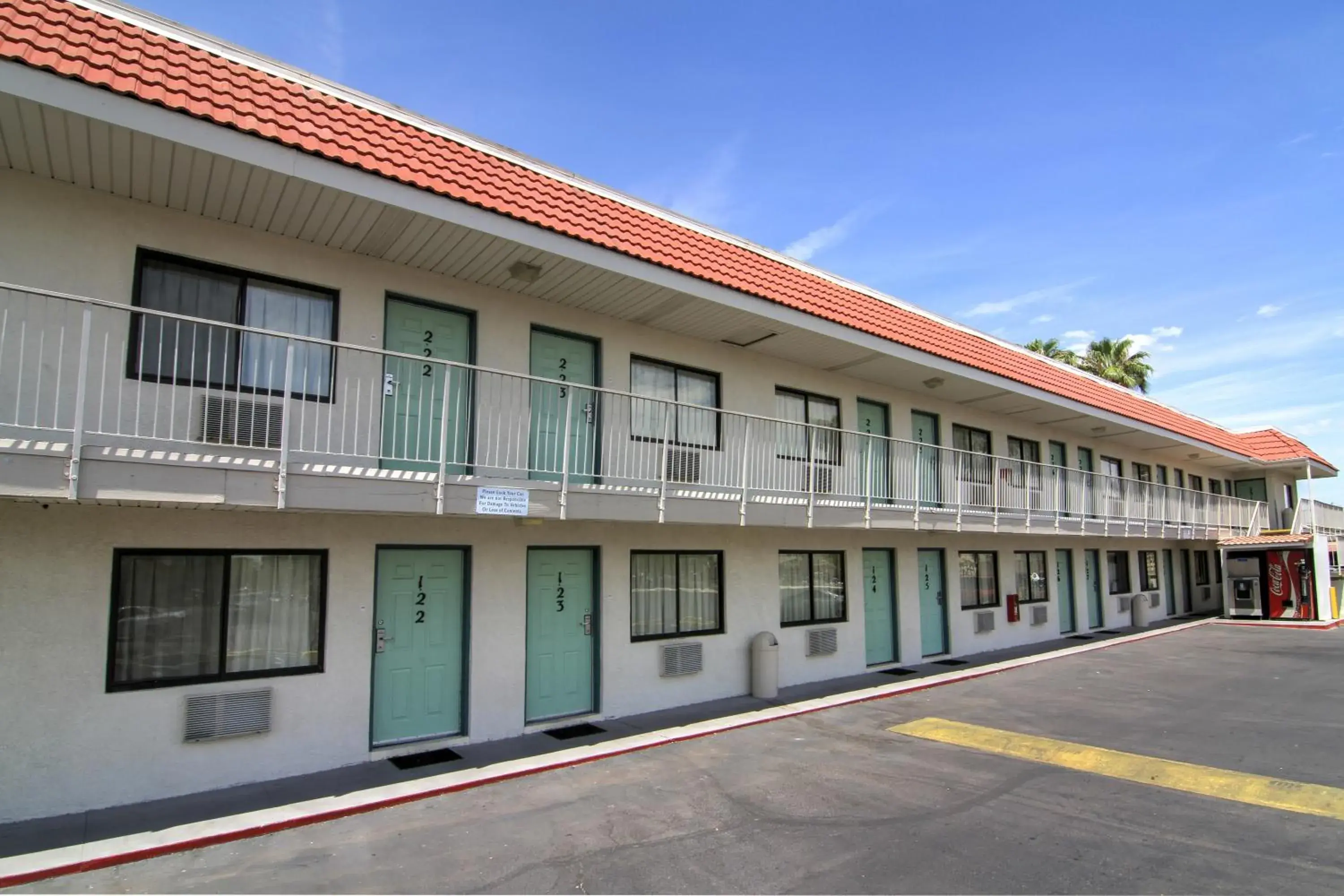 Property Building in Motel 6-Tempe, AZ - Broadway - ASU