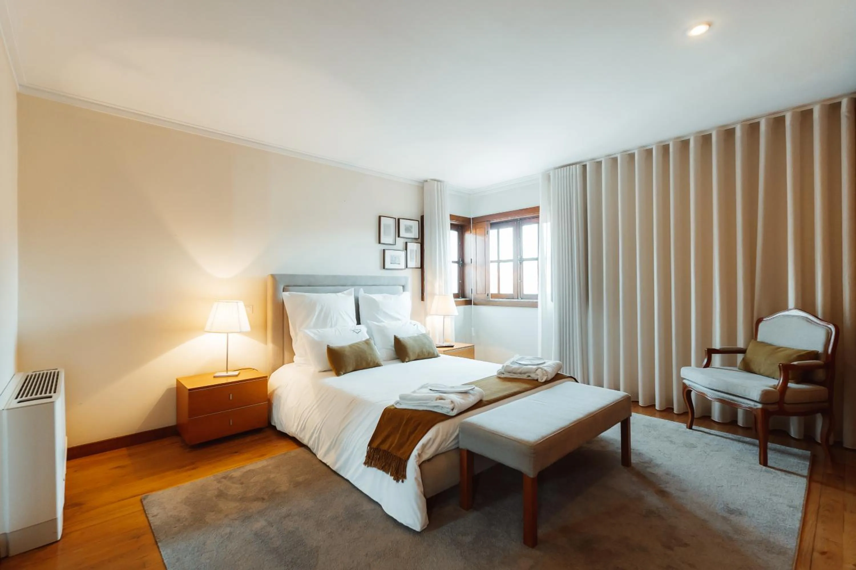 Two-Bedroom Suite in Quinta da Eira do Sol
