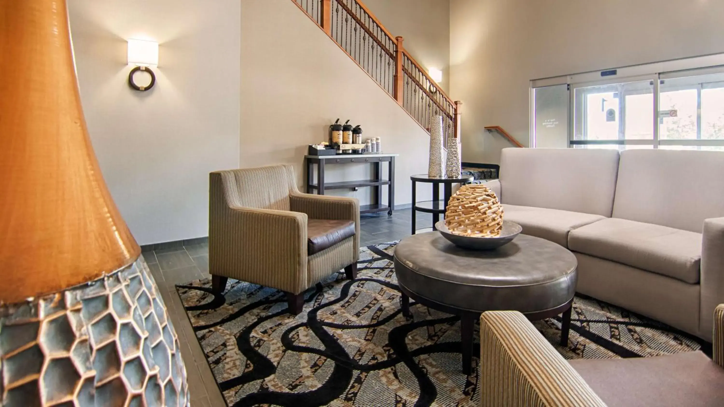 Lobby or reception in Best Western Plus Blaine at the National Sports Center Lobby or reception in Best Western Plus Blaine at the National Sports Center