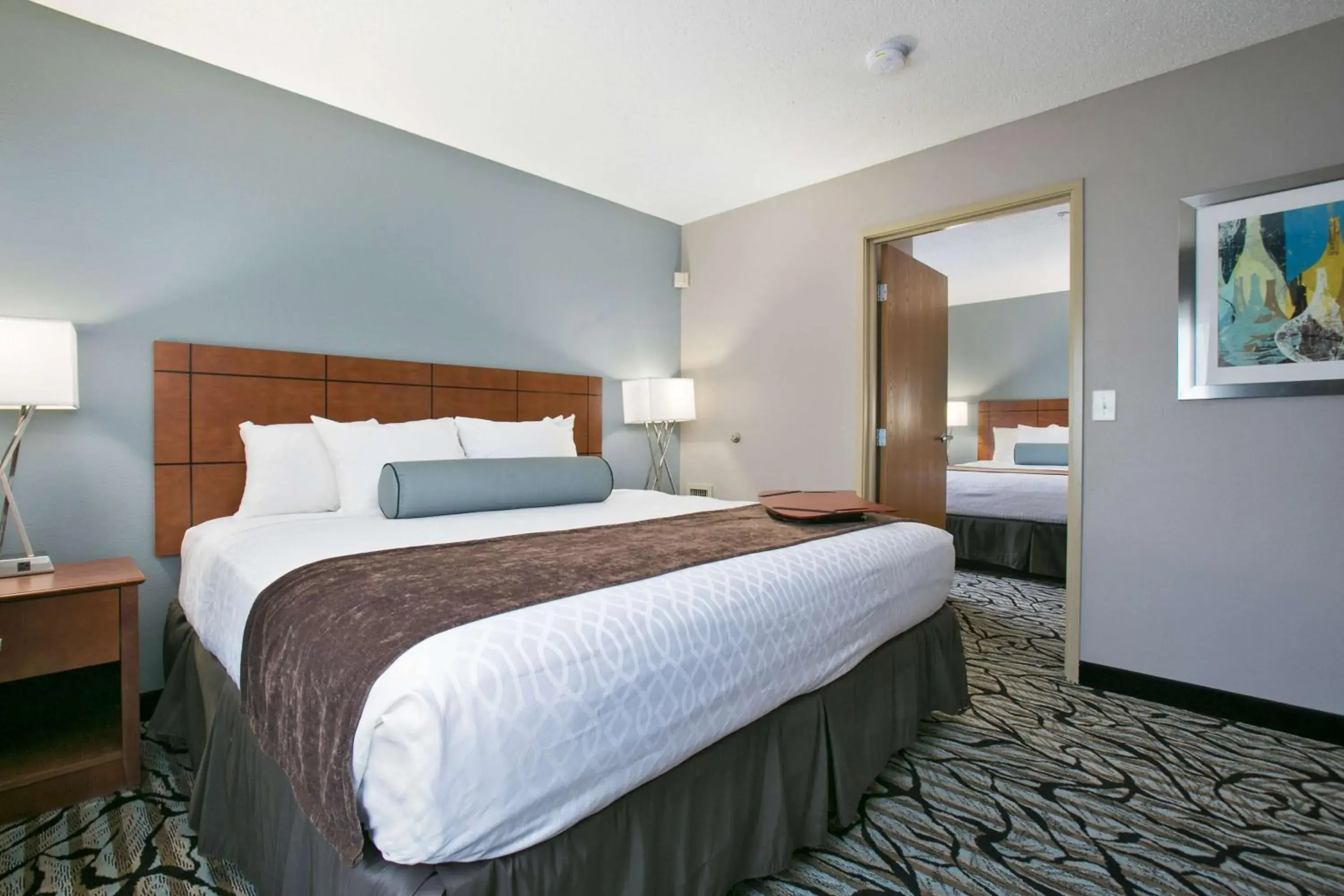 Photo of the whole room, Bed in Best Western Plus Blaine at the National Sports Center Photo of the whole room, Bed in Best Western Plus Blaine at the National Sports Center