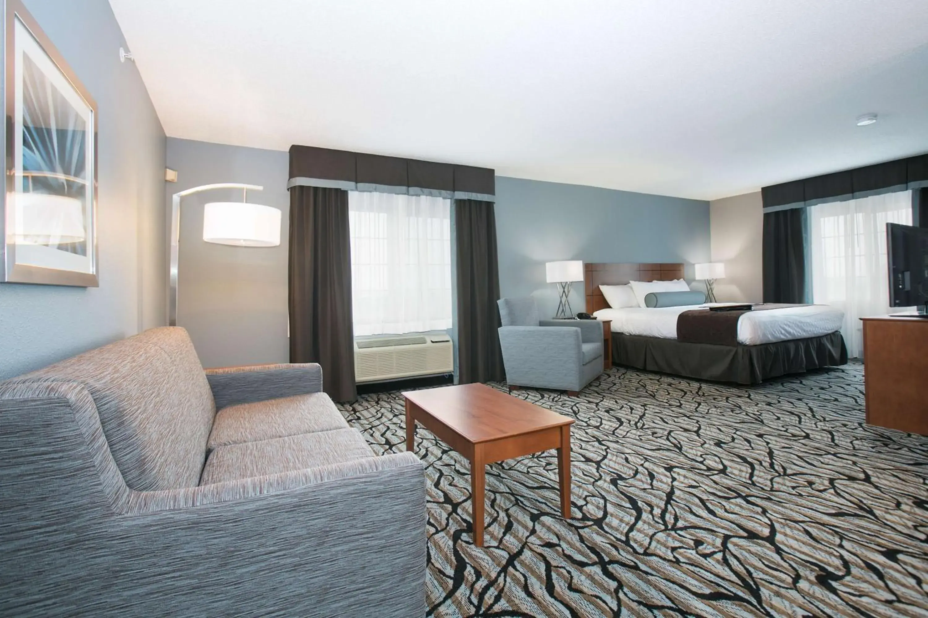 King Suite with Spa Bath in Best Western Plus Blaine at the National Sports Center King Suite with Spa Bath in Best Western Plus Blaine at the National Sports Center