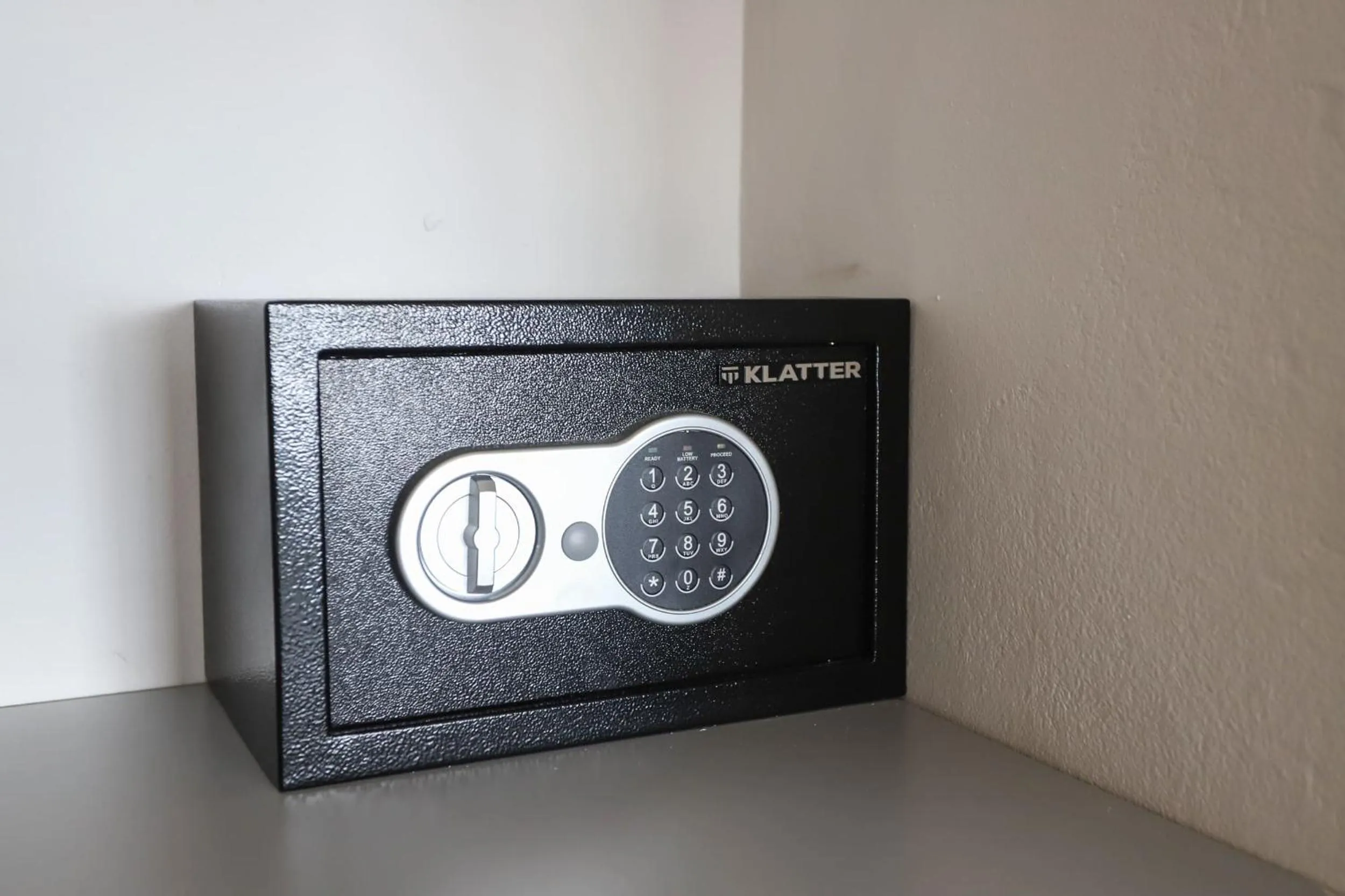 safe in Hotel Plaza Bariloche