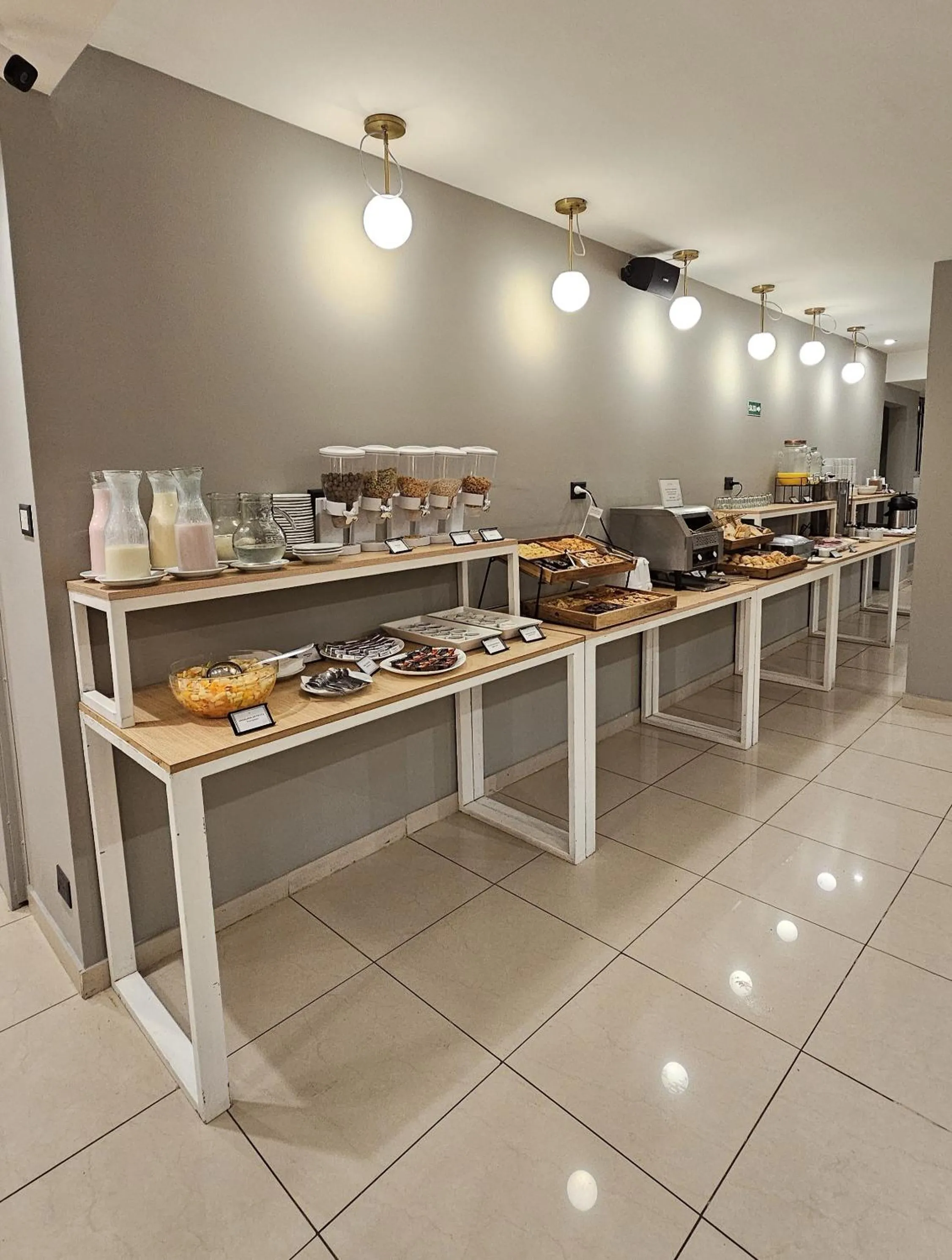 Breakfast in Hotel Plaza Bariloche