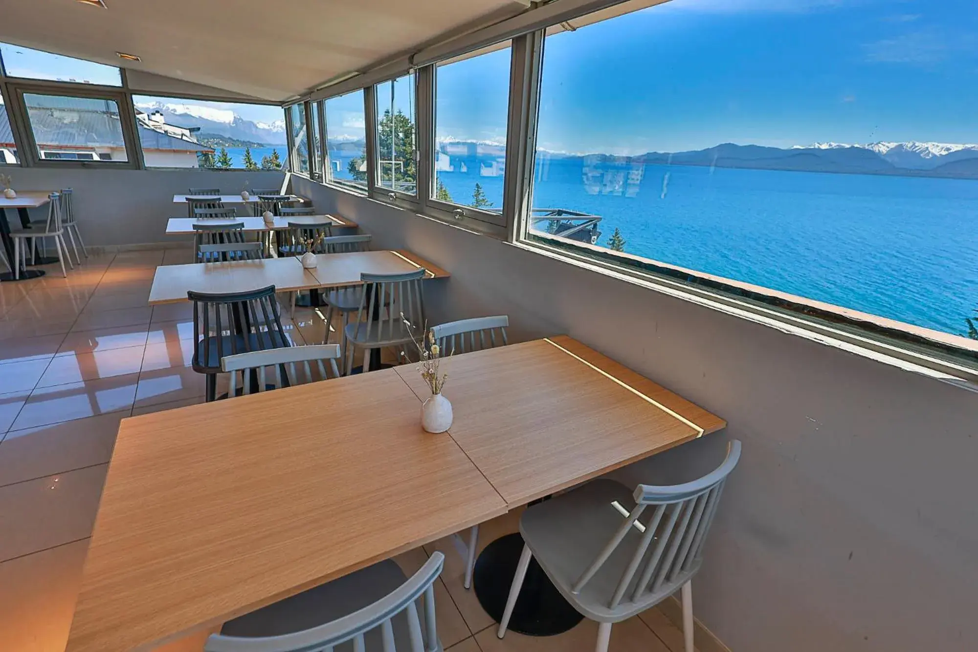 Lake view in Hotel Plaza Bariloche Lake view in Hotel Plaza Bariloche