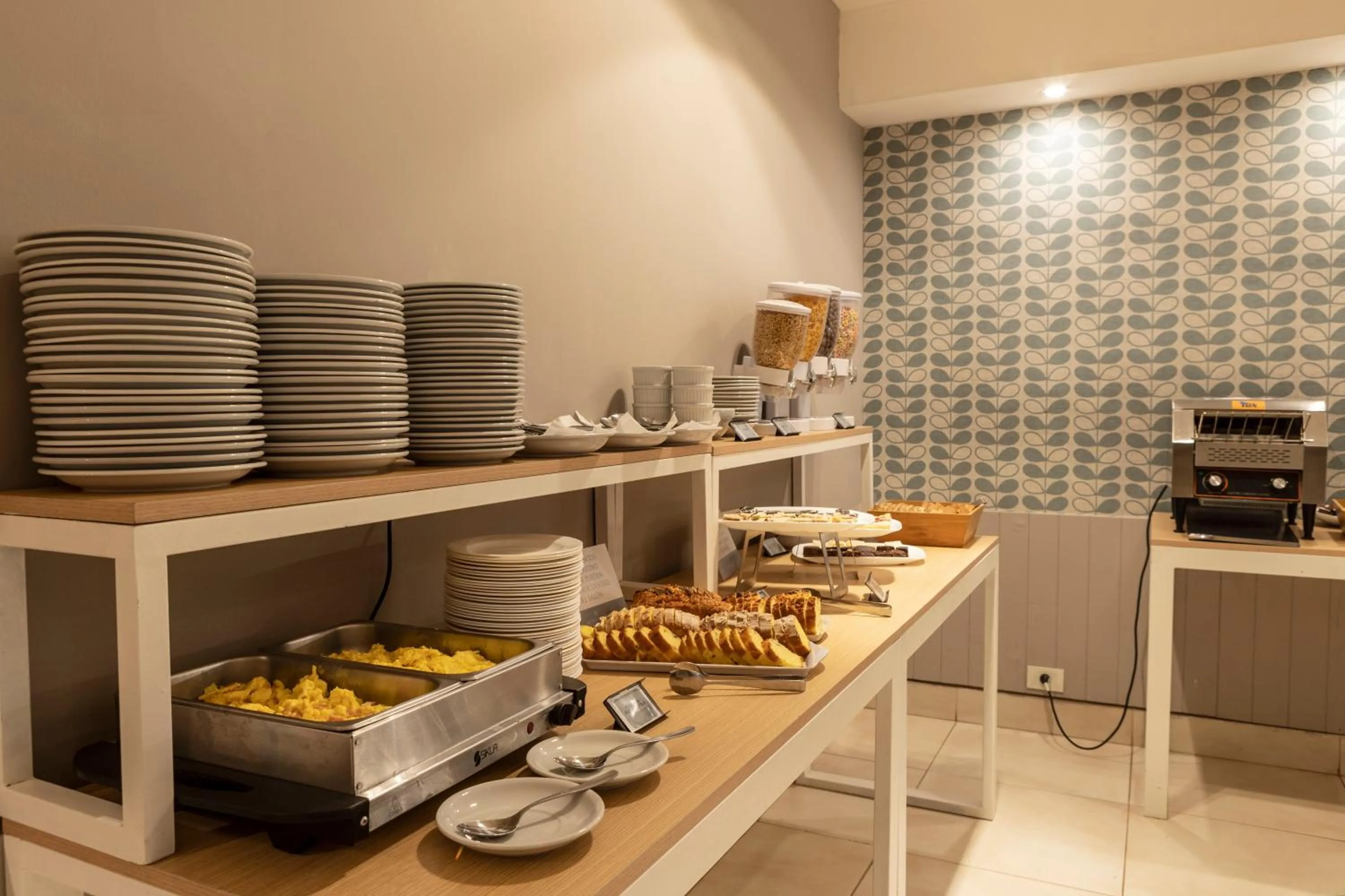 Breakfast in Hotel Plaza Bariloche