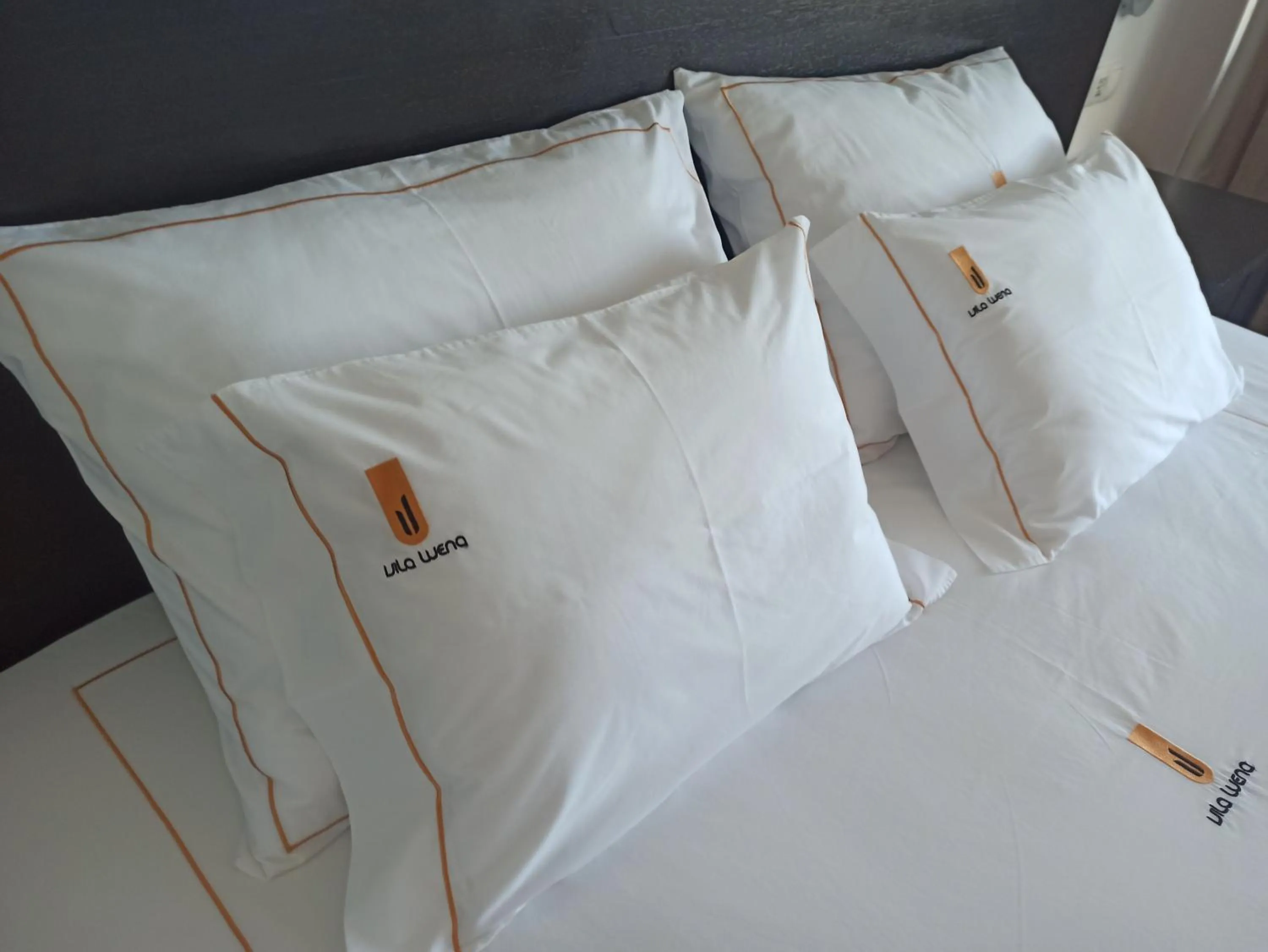 Bed in Hotel Vila Luena