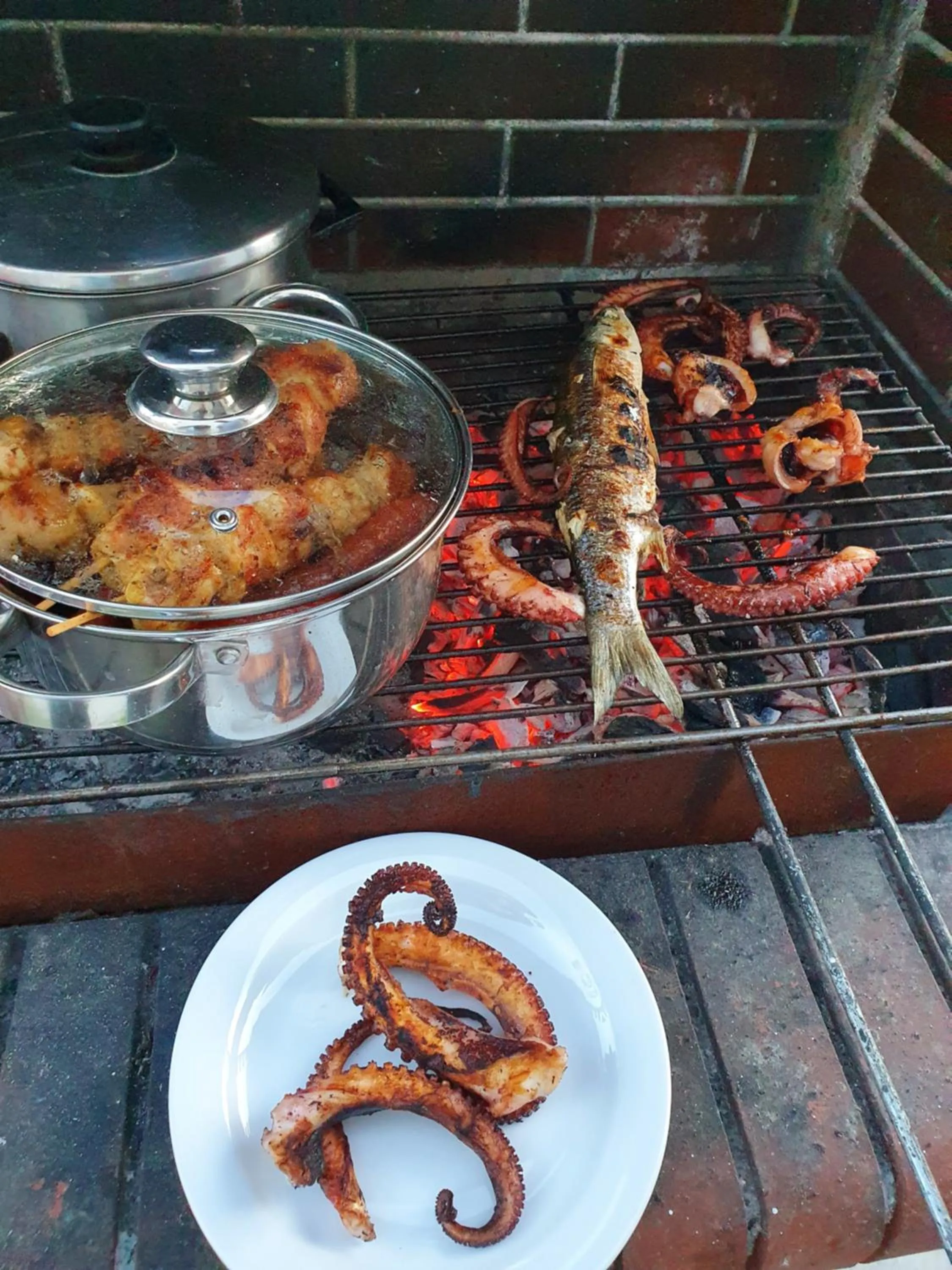 BBQ facilities in Polychrono GREEN GARDENS
