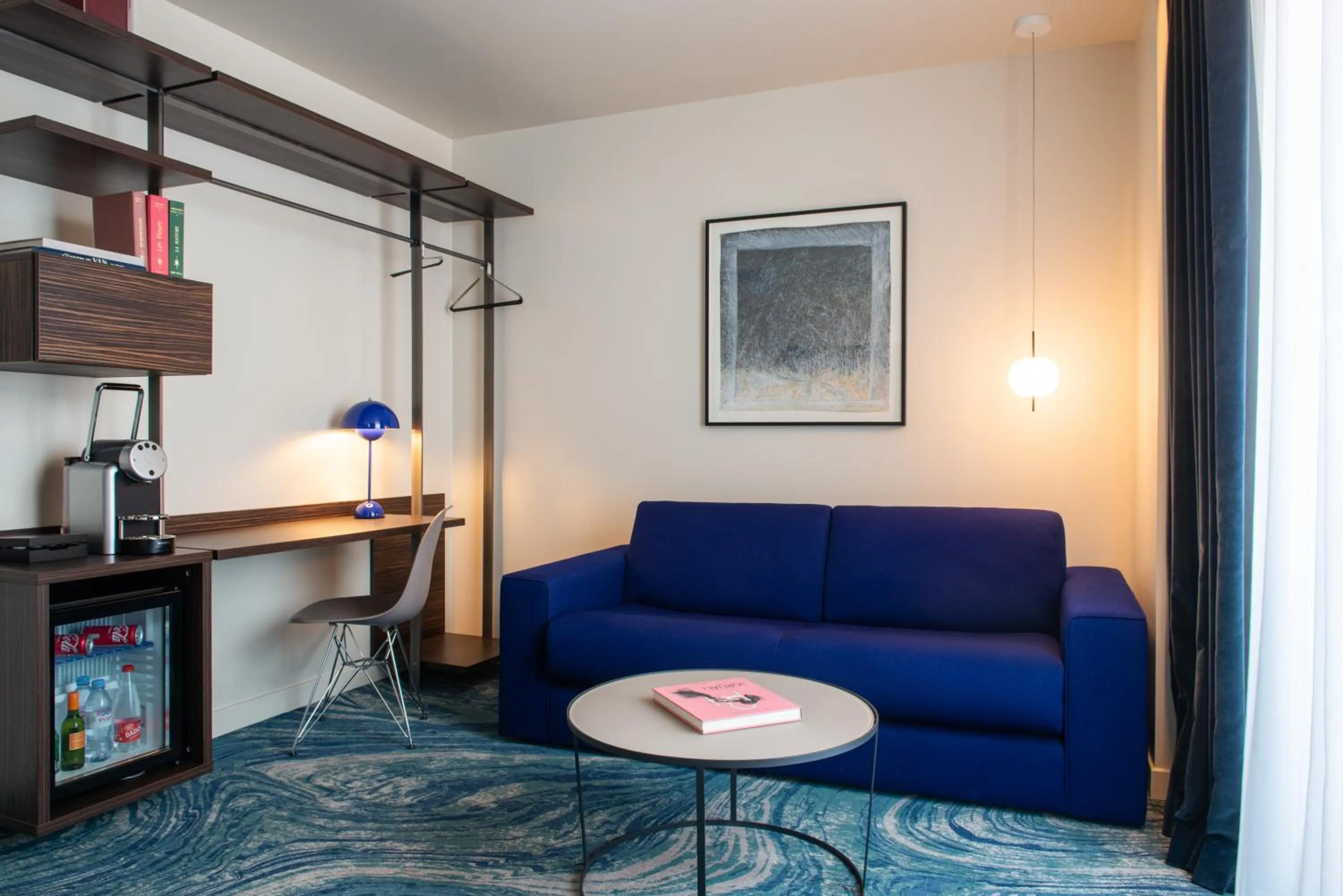 Living room in Golden Tulip Opera de Noailles