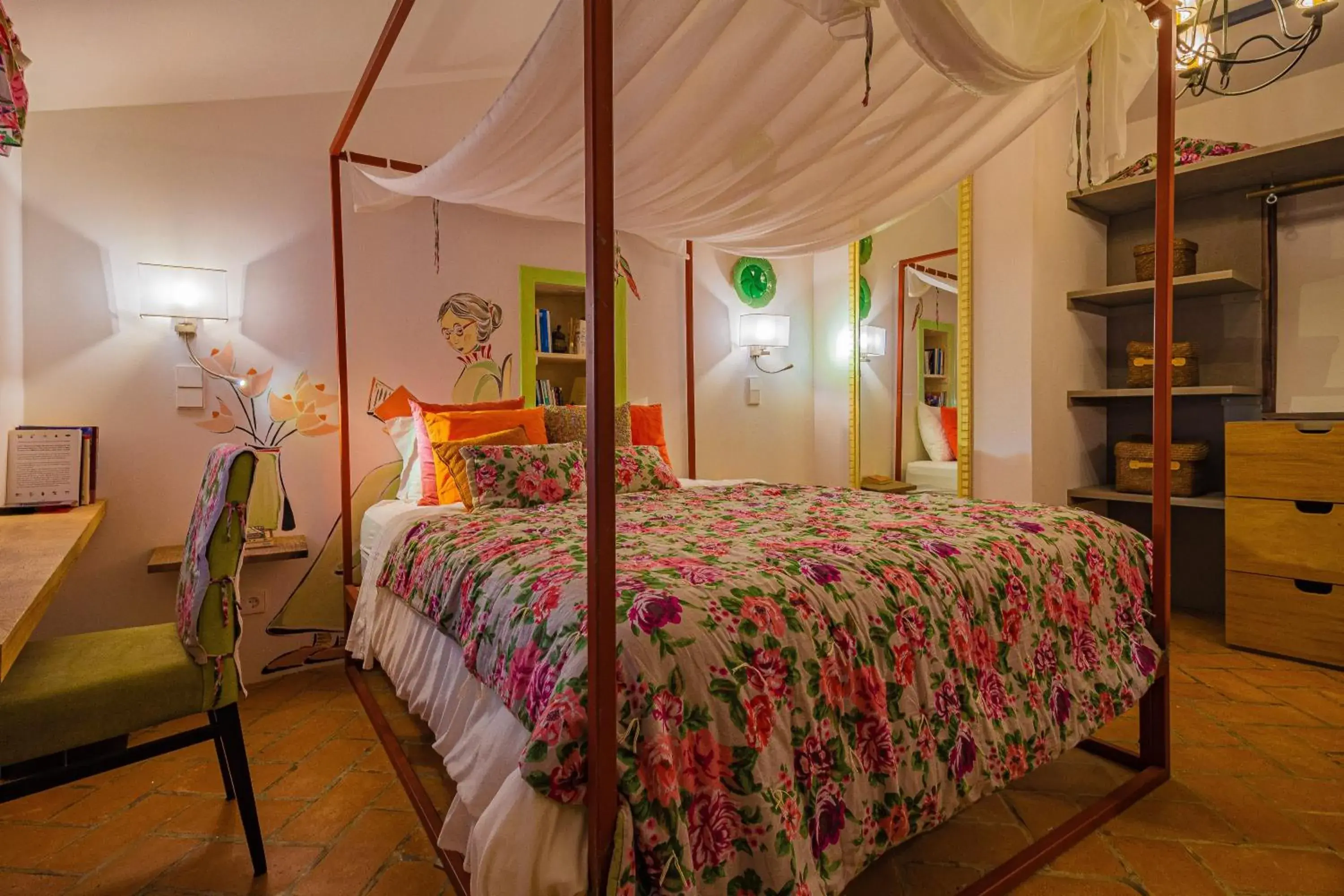 Triple Room with Private Bathroom - single occupancy in Villa Cerrado das Fontainhas SPA Triple Room with Private Bathroom - single occupancy in Villa Cerrado das Fontainhas SPA