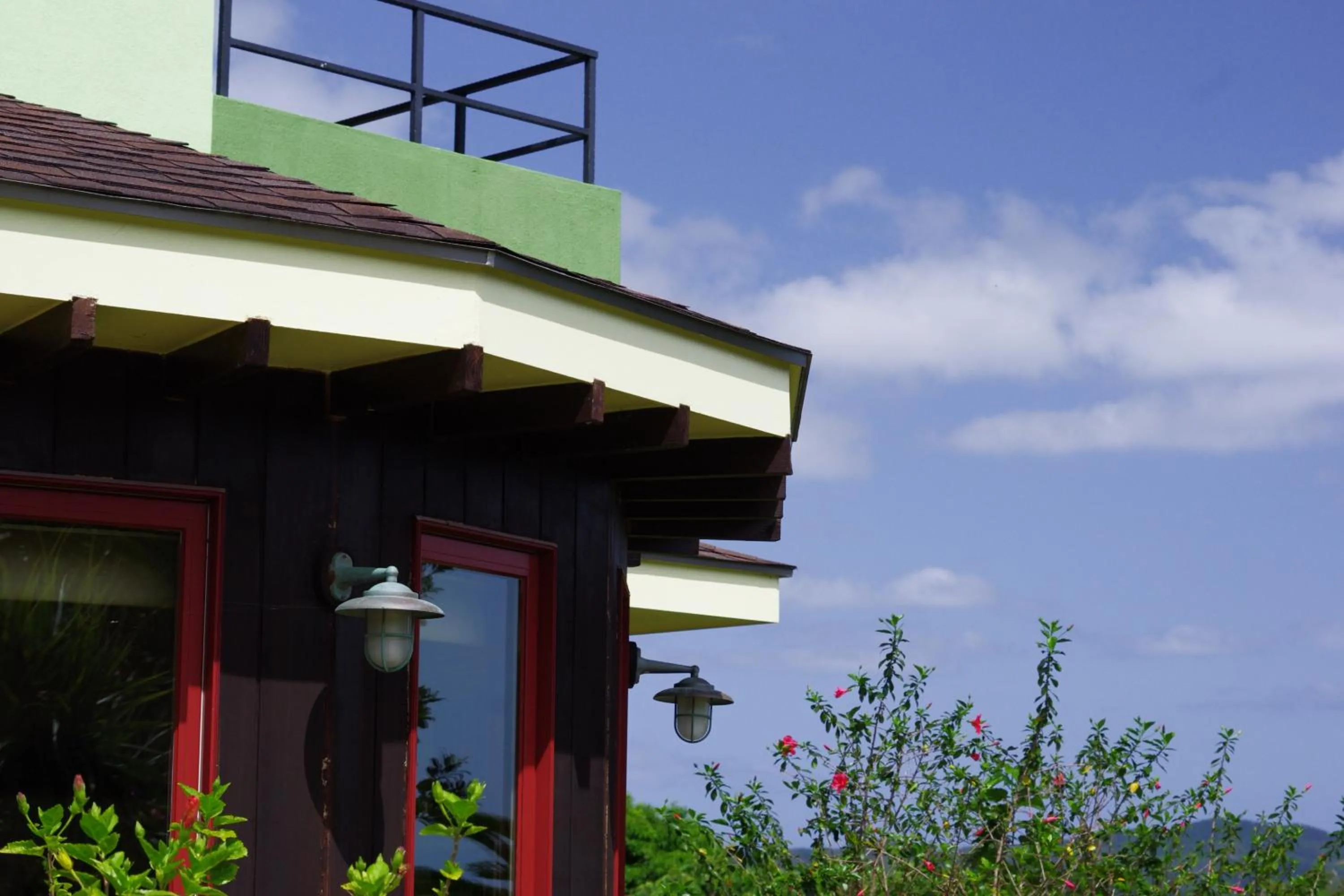 Property building in Villa Yurimun