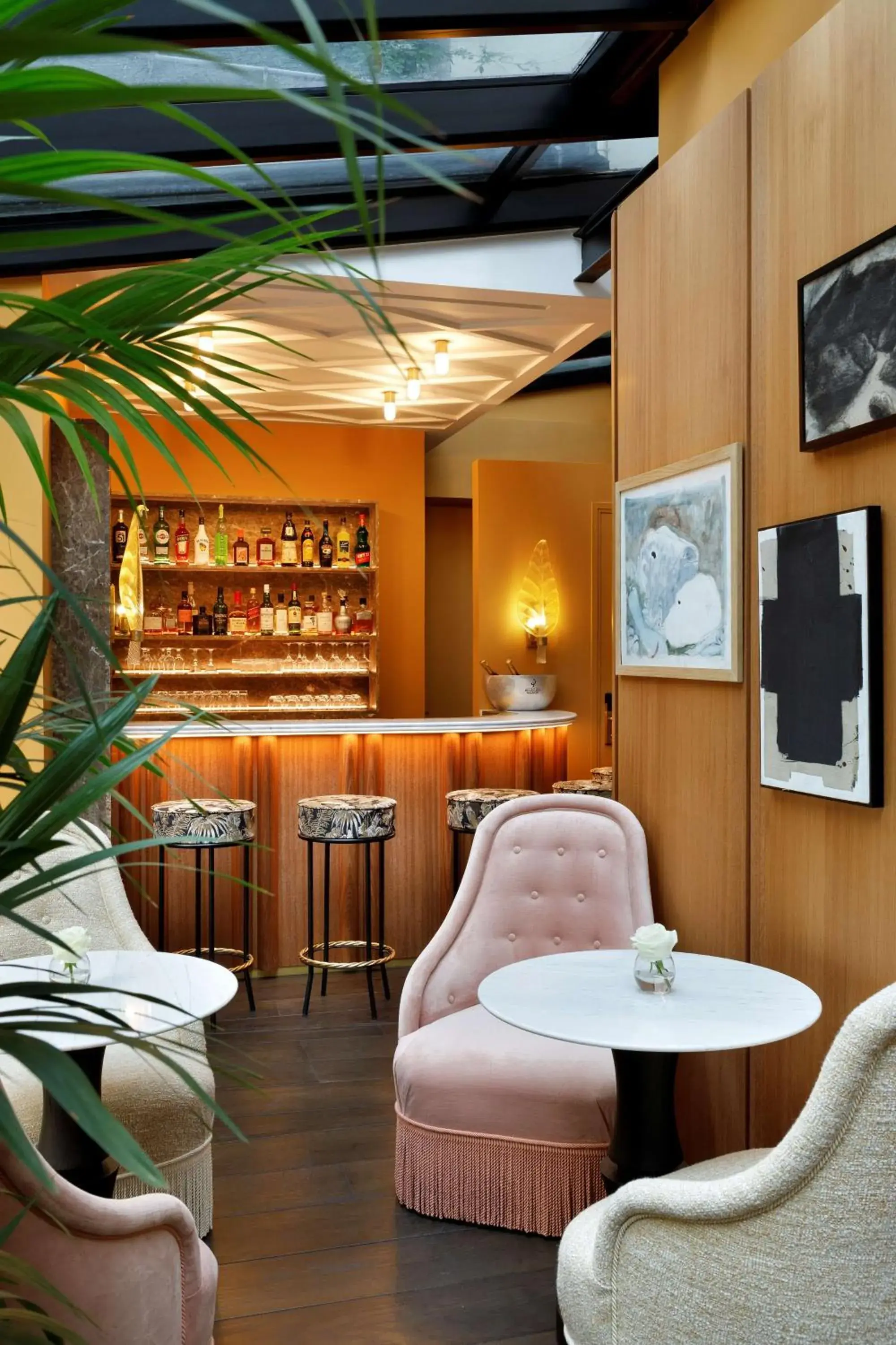 Lobby or reception in Le Belgrand Hotel Paris Champs Elysees, Tapestry By Hilton Lobby or reception in Le Belgrand Hotel Paris Champs Elysees, Tapestry By Hilton