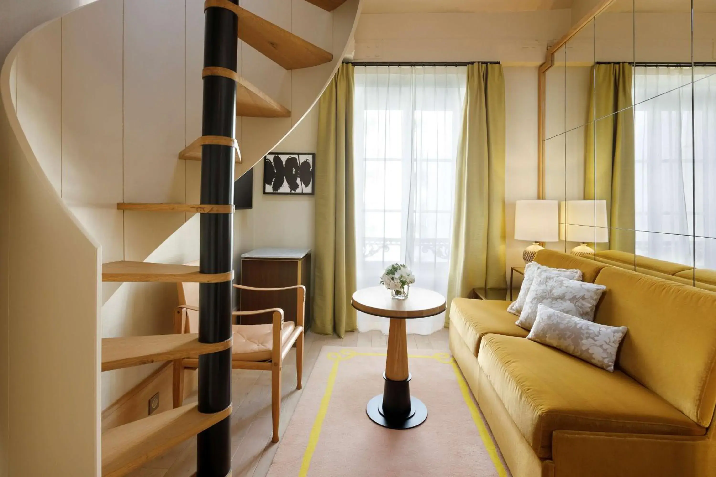 Living room in Le Belgrand Hotel Paris Champs Elysees, Tapestry By Hilton Living room in Le Belgrand Hotel Paris Champs Elysees, Tapestry By Hilton