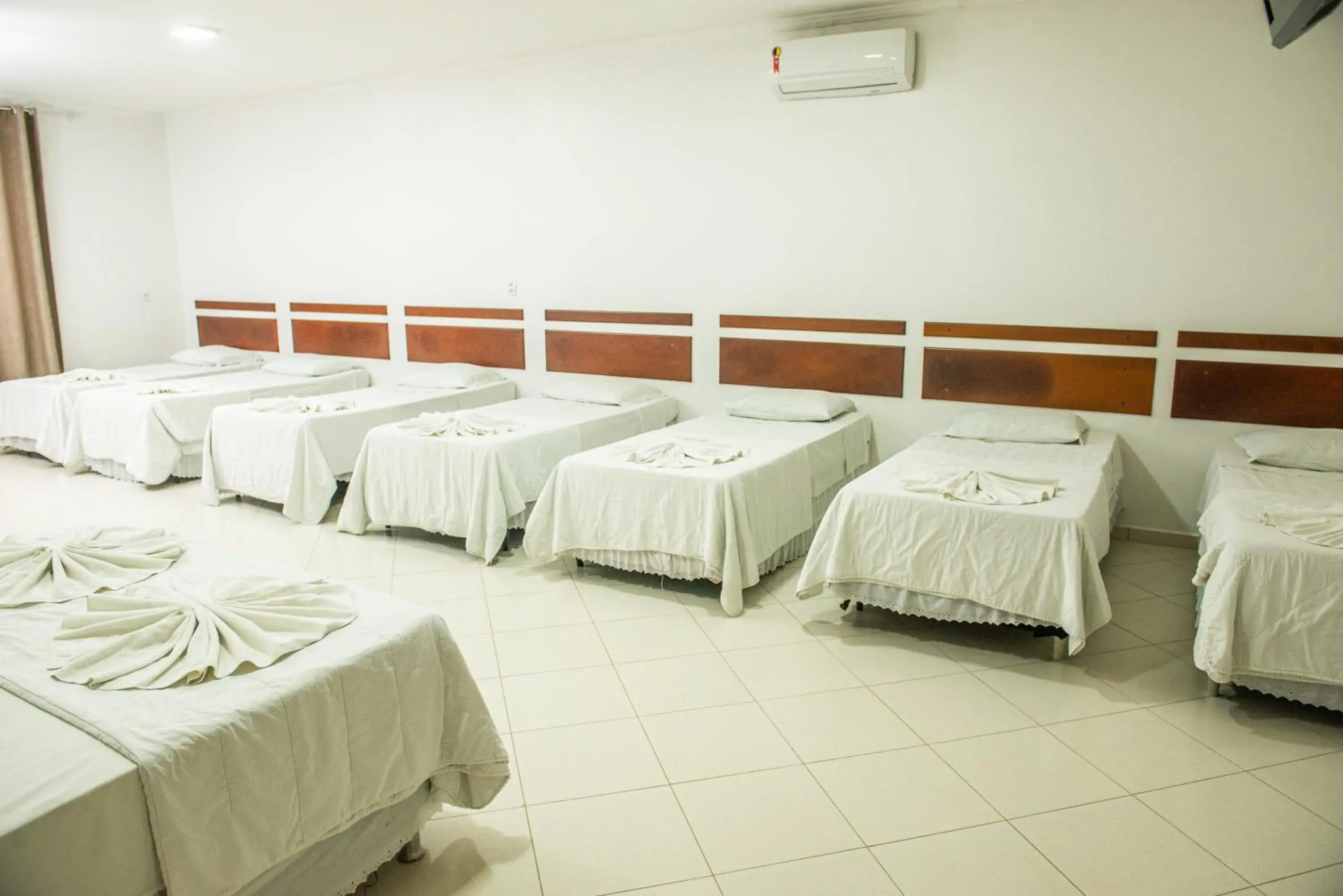 Bed in San Lucas Hotel - 06km de Maringa Bed in San Lucas Hotel - 06km de Maringa