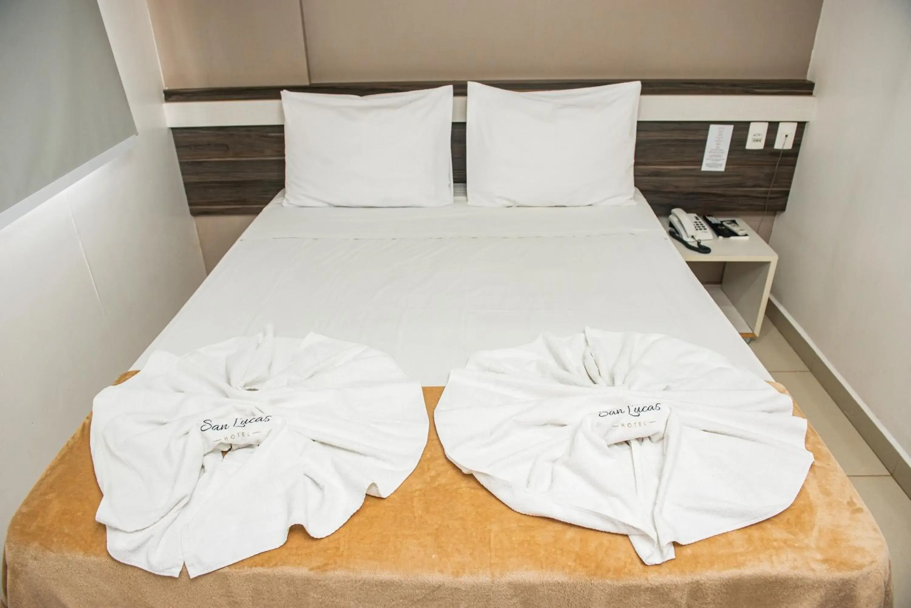 Bed in San Lucas Hotel - 06km de Maringa Bed in San Lucas Hotel - 06km de Maringa