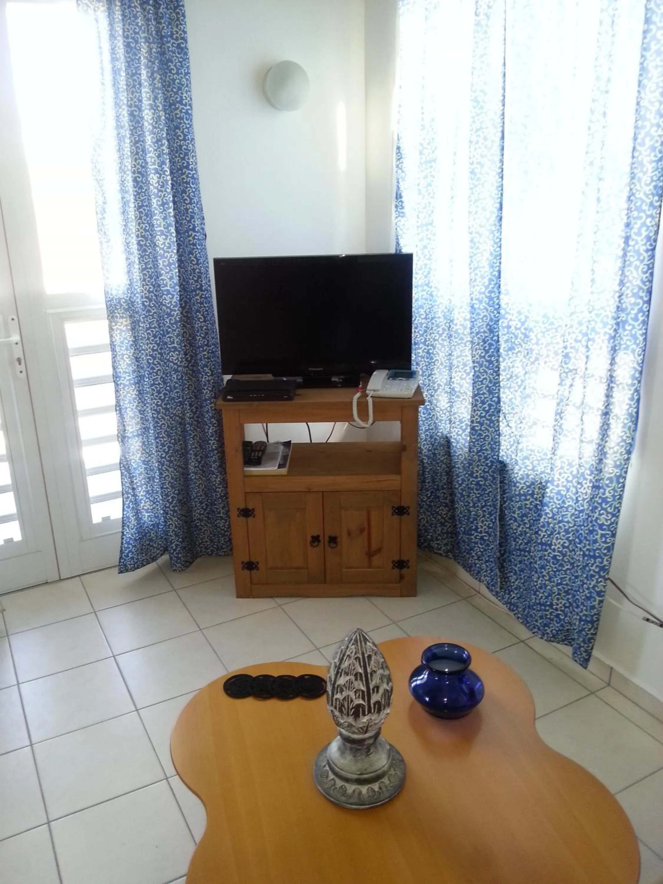 Decorative detail in Orange Rembrandt Studio Apartments