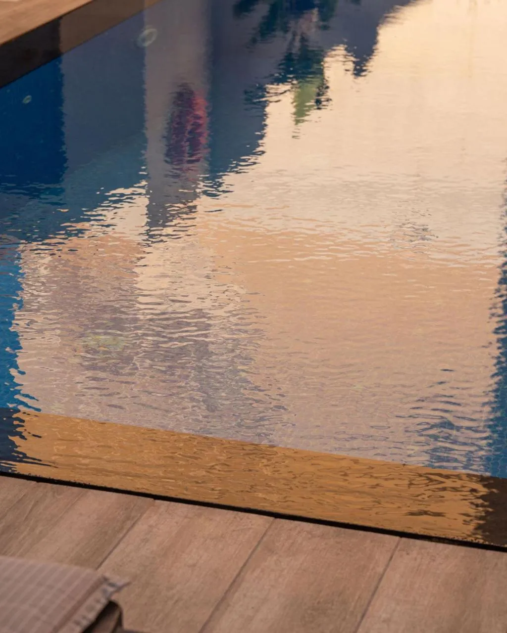 Swimming pool in Fiftyfour West Boutique Living