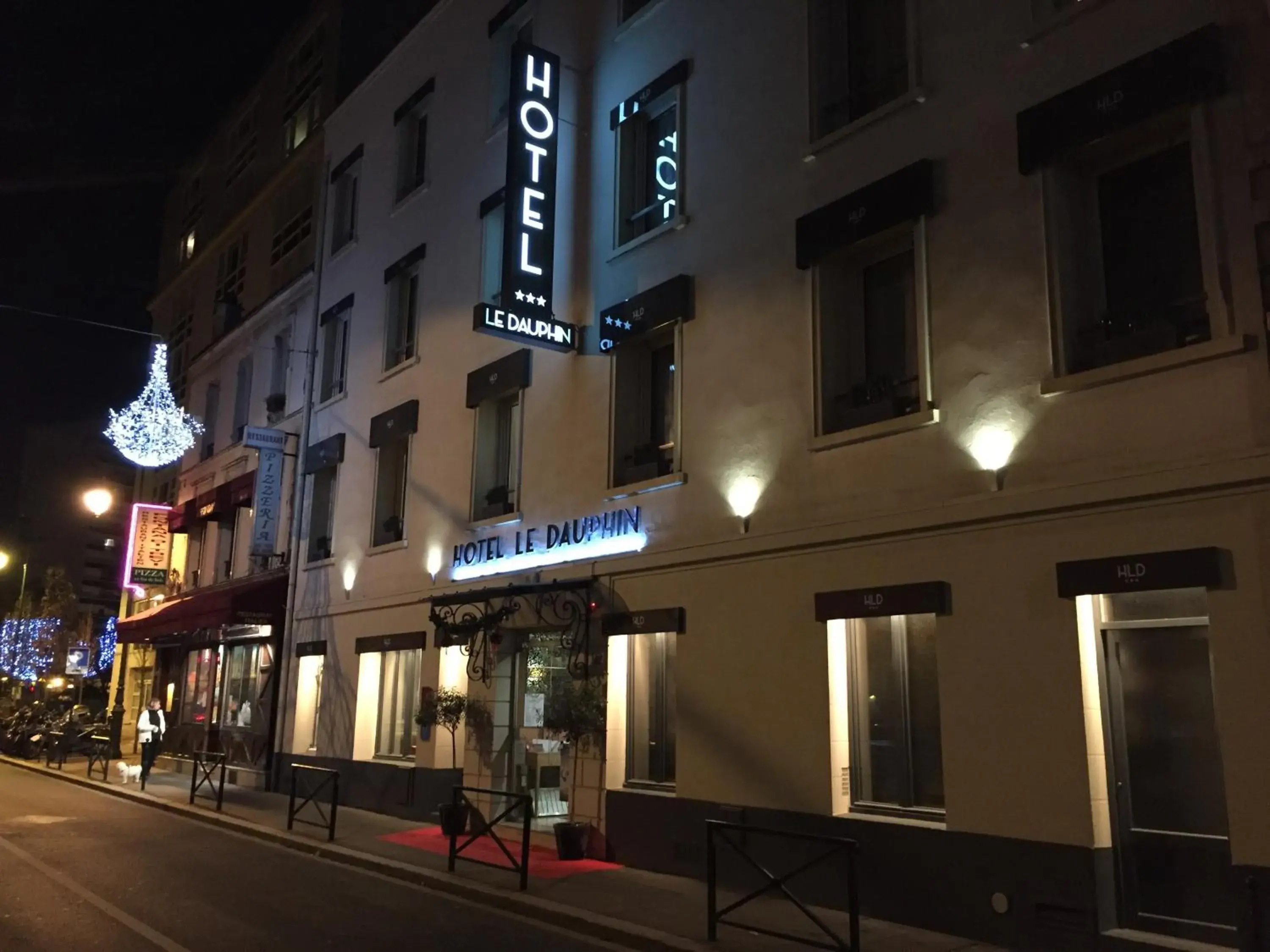 Property building in Hotel Dauphin Property building in Hotel Dauphin