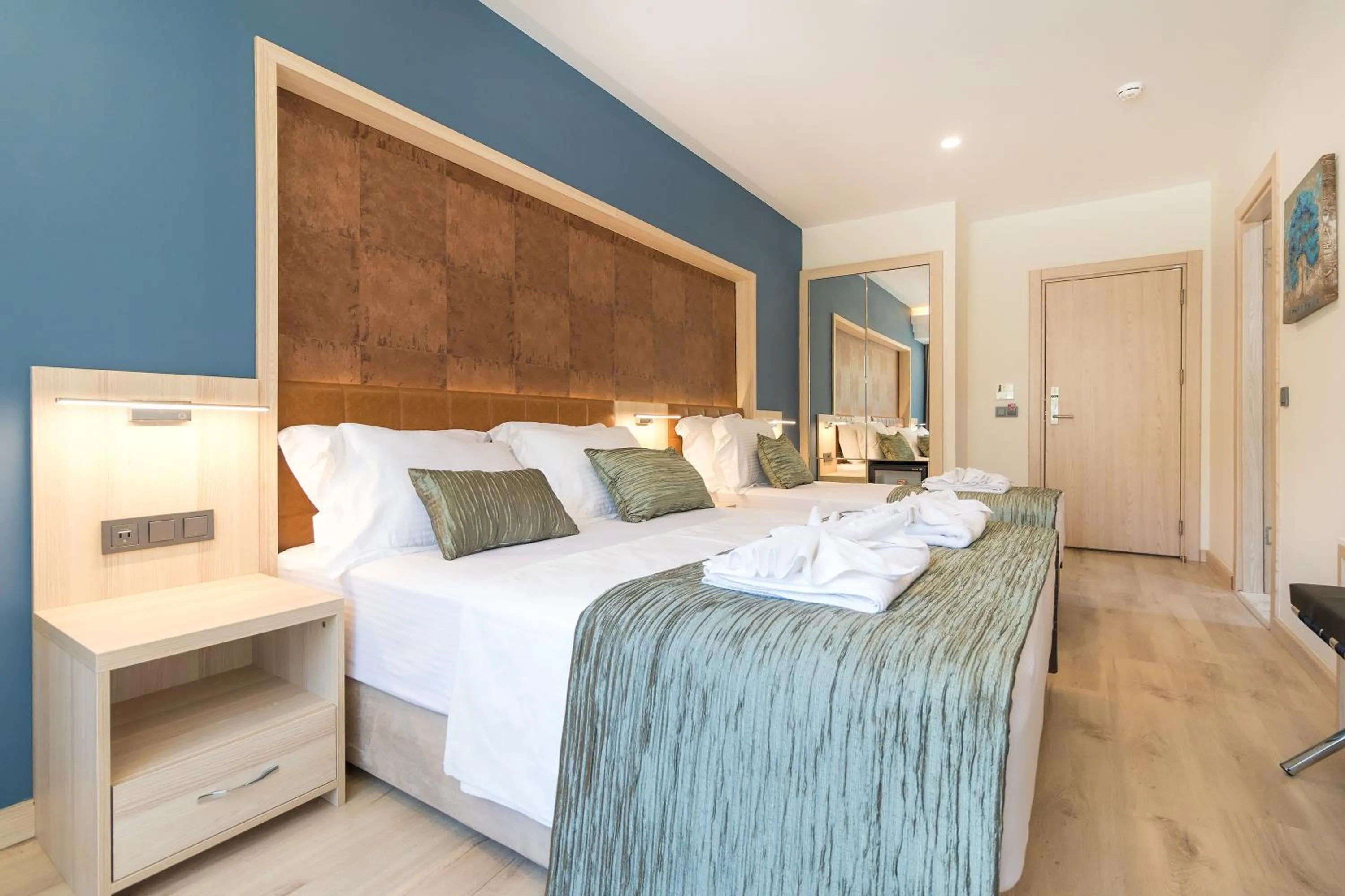 Photo of the whole room, Bed in AMOSSİA Elite Boutique Hotel