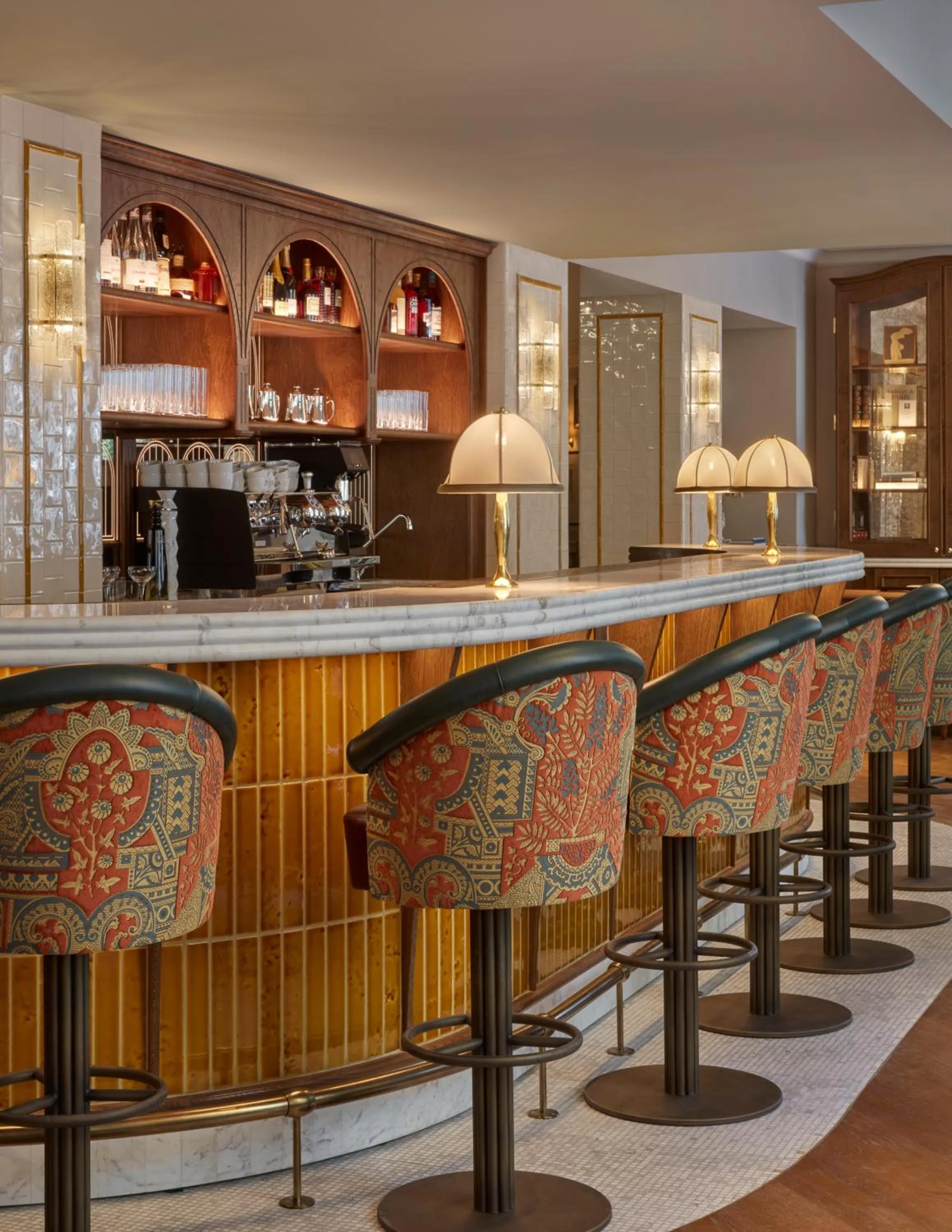 Lounge or bar in Miiro Le Grand Hôtel Cayré