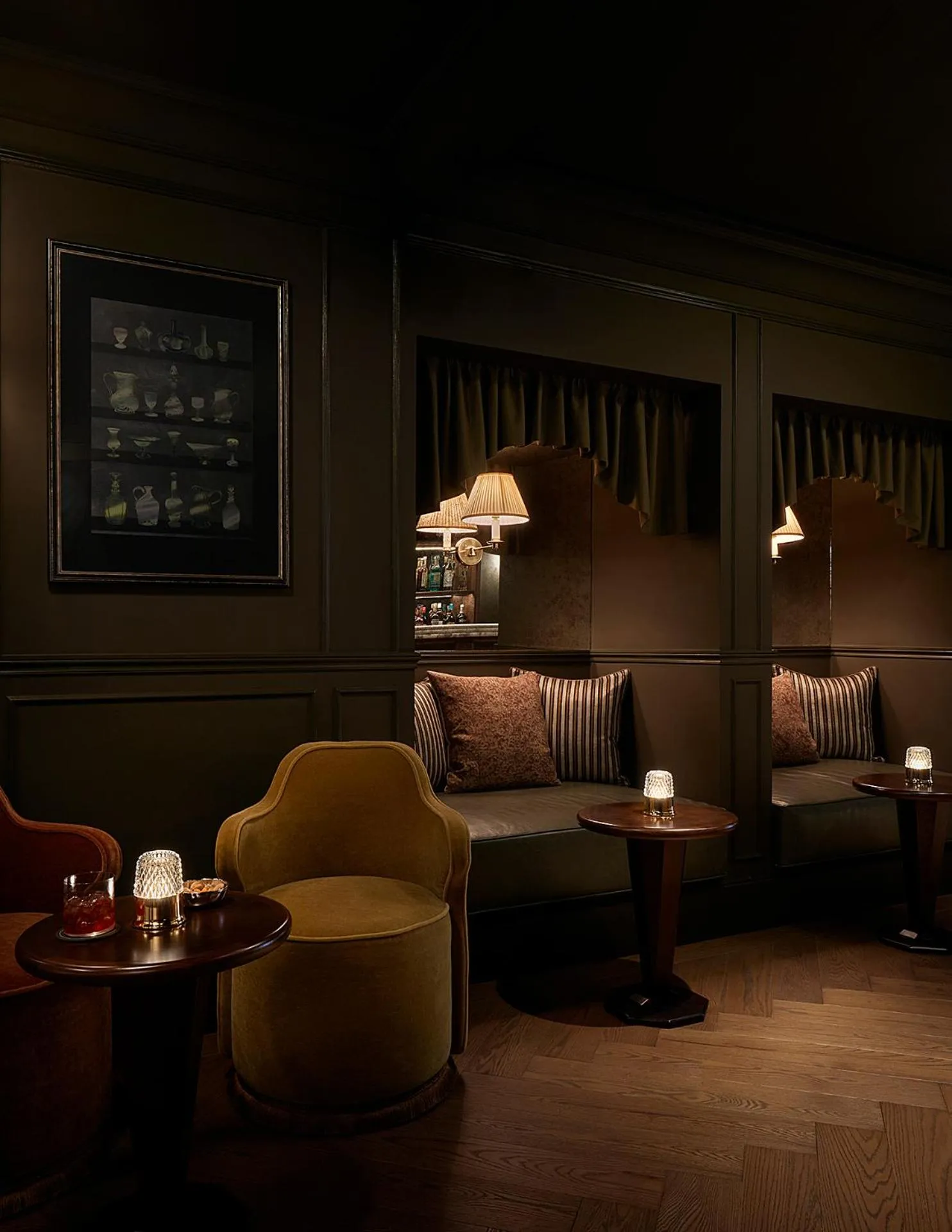 Lounge or bar in Miiro Le Grand Hôtel Cayré