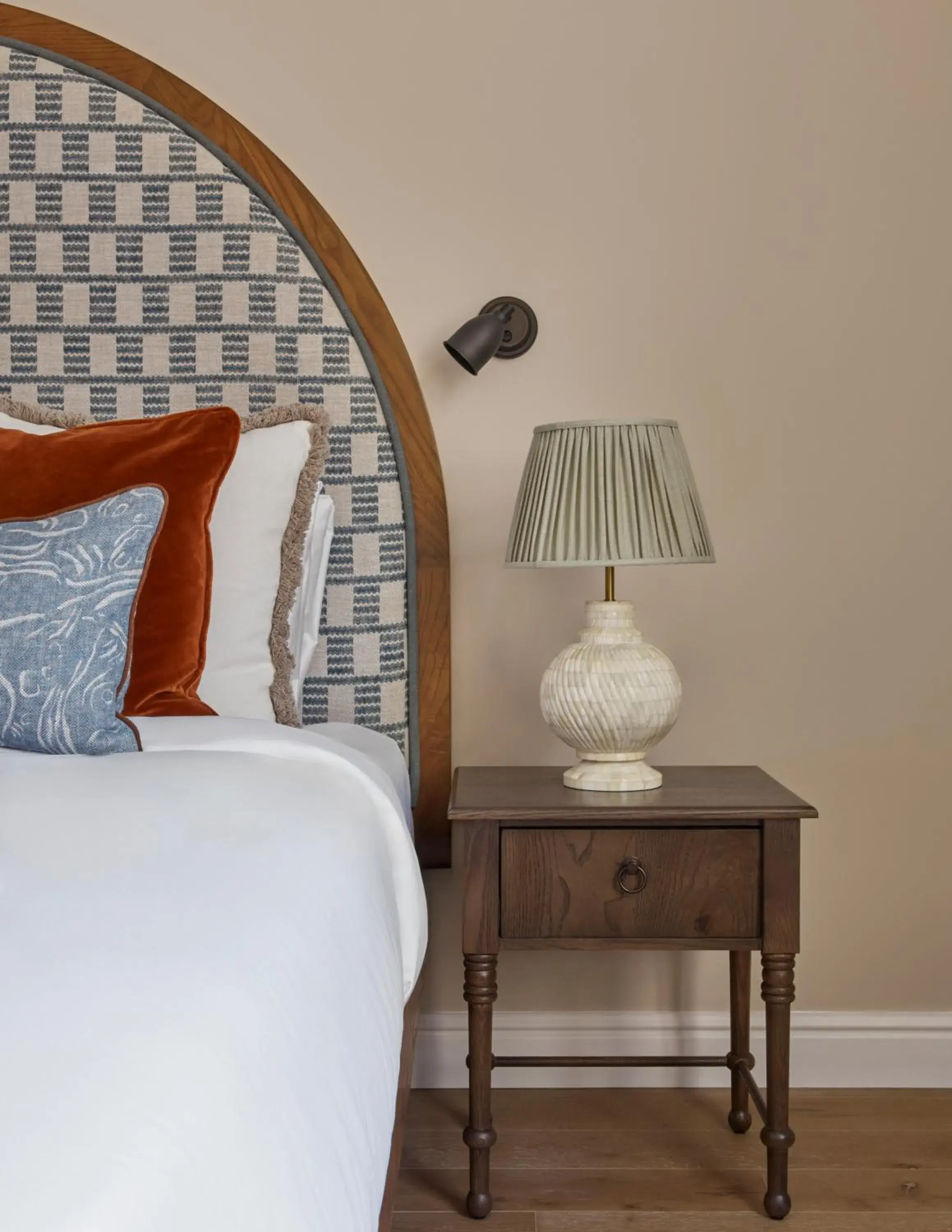 Bed in Miiro Le Grand Hôtel Cayré Bed in Miiro Le Grand Hôtel Cayré