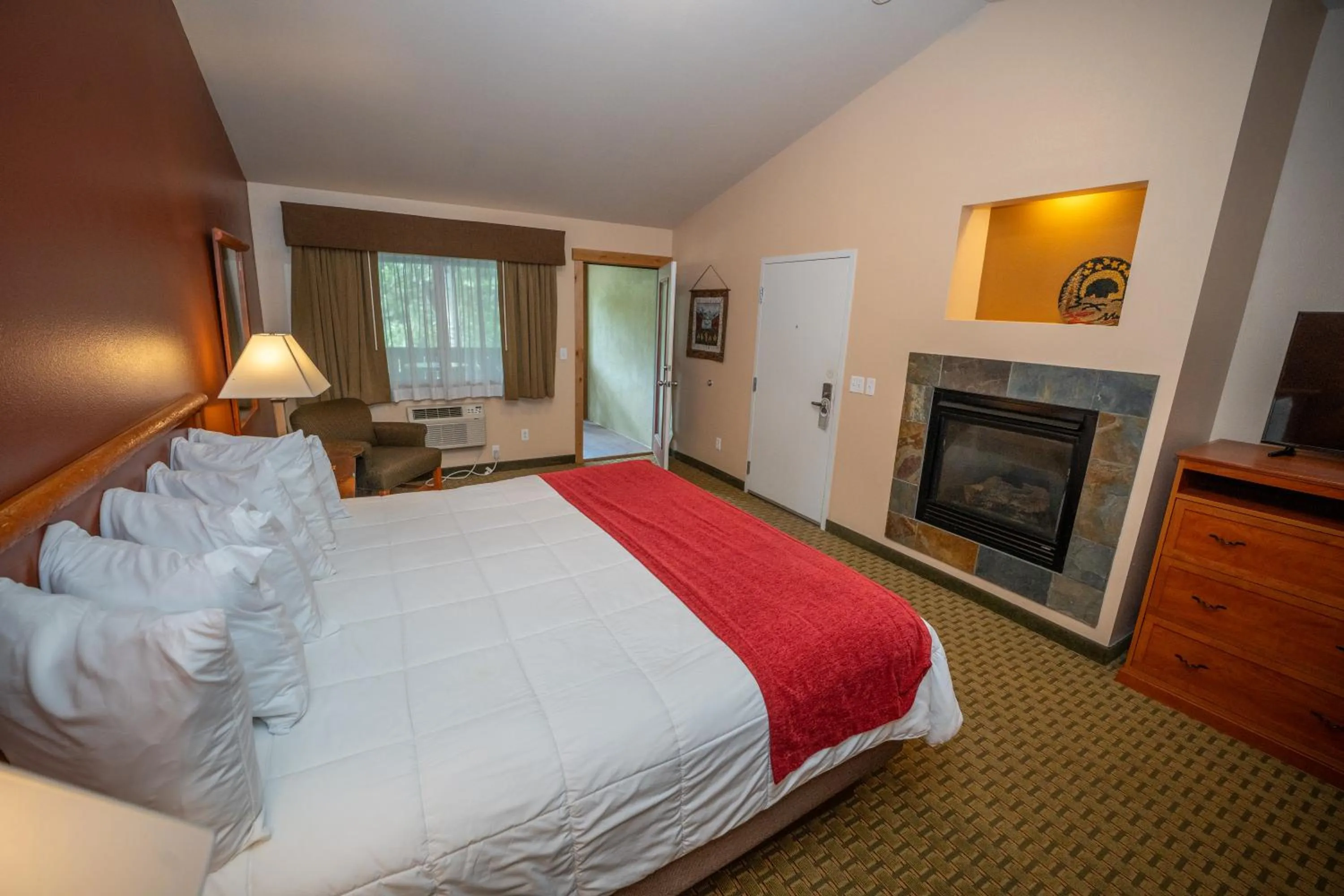 Bed in Silver Moon Inn