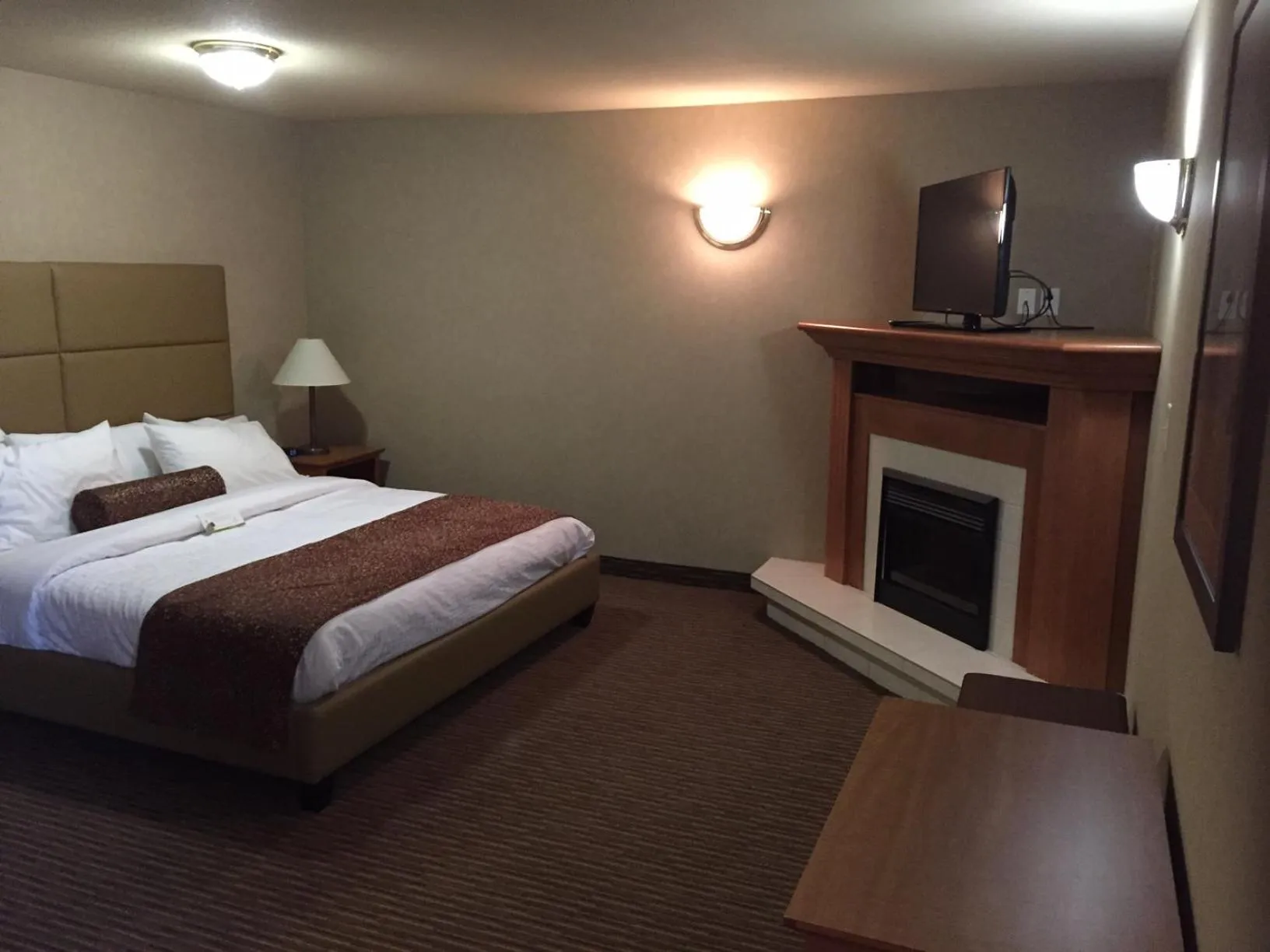 Bed in Canalta Hanna