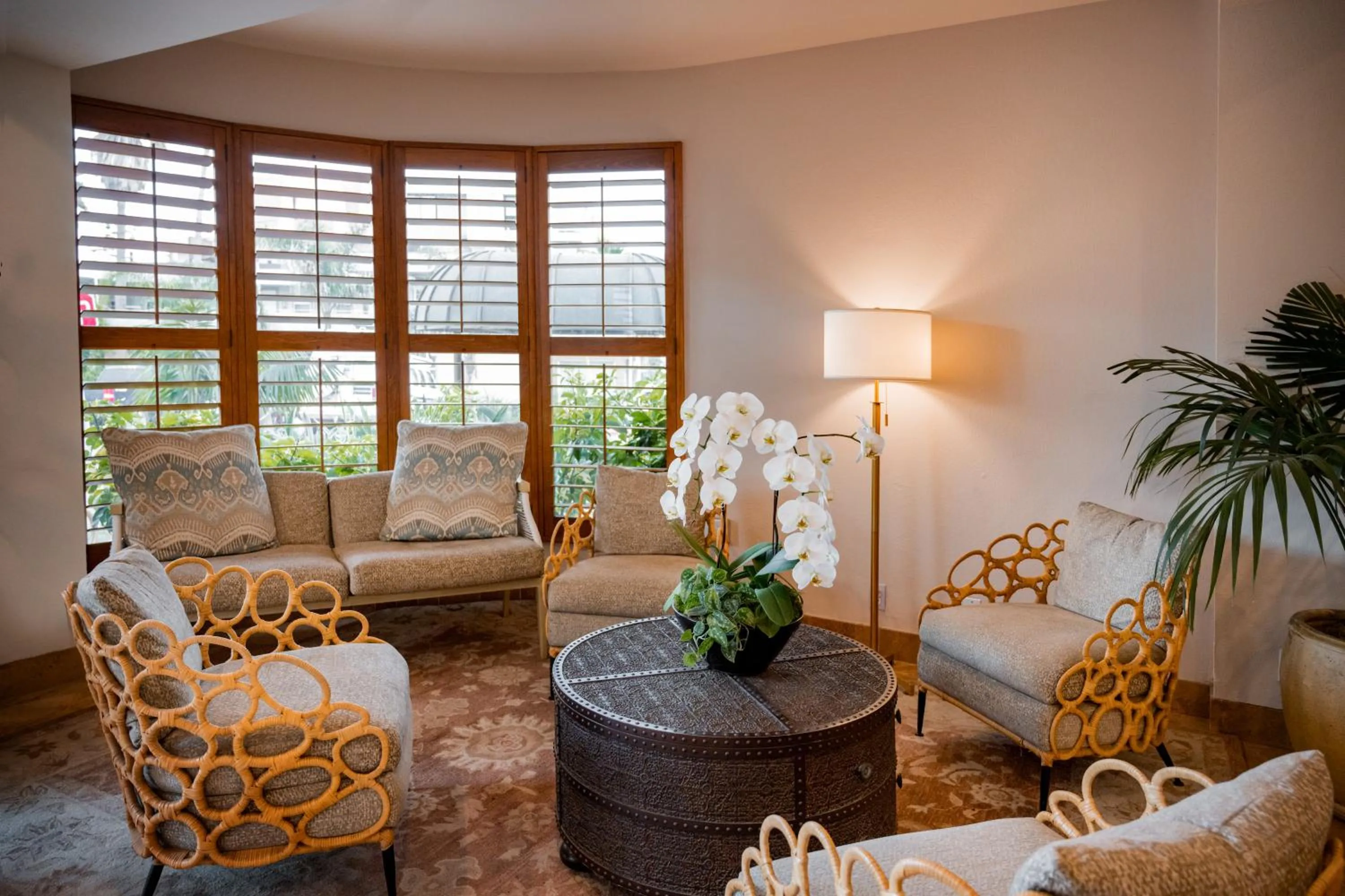 Lobby or reception in Pacific Terrace Hotel