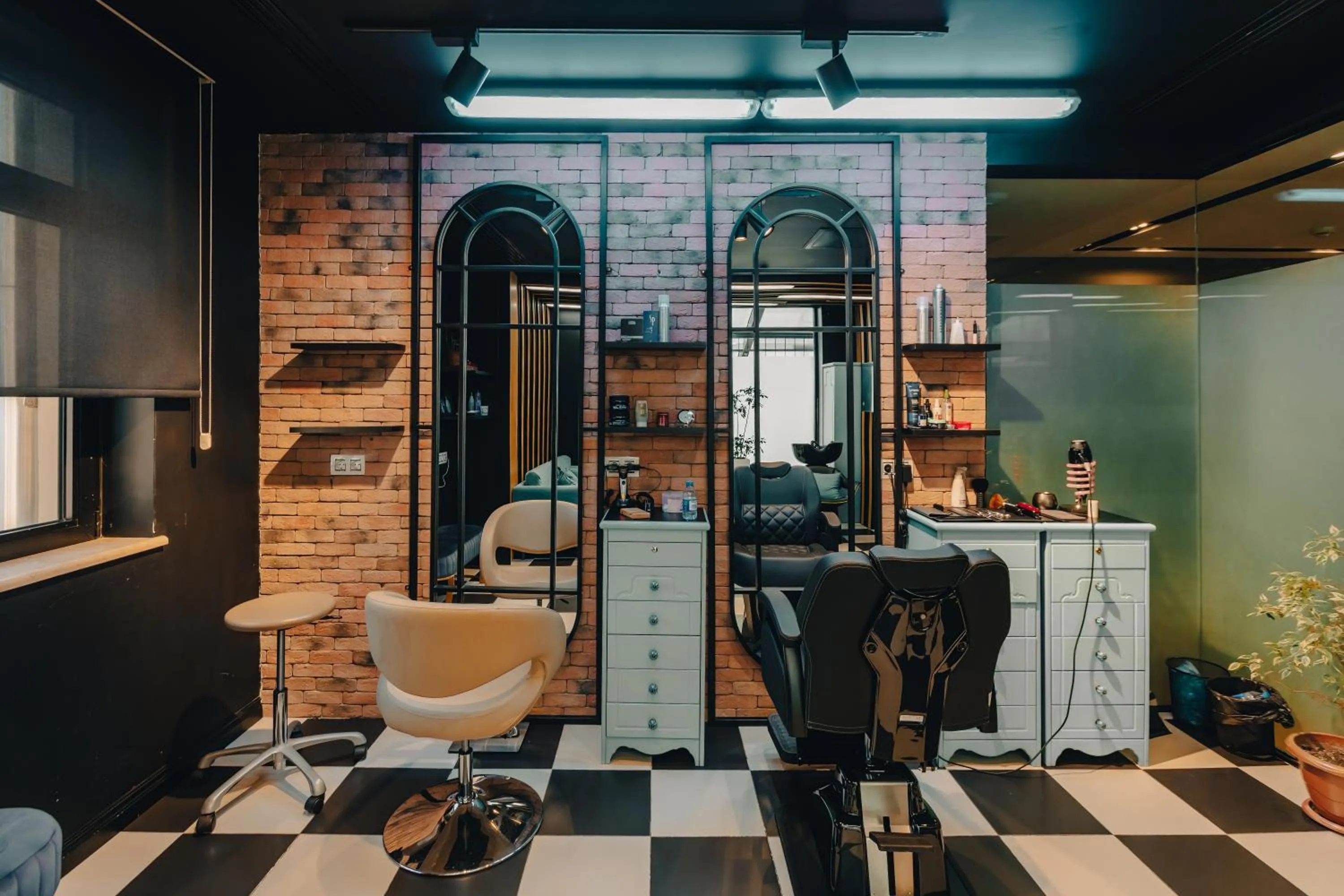 hair dryier in Ivy Garden Hotel Baku