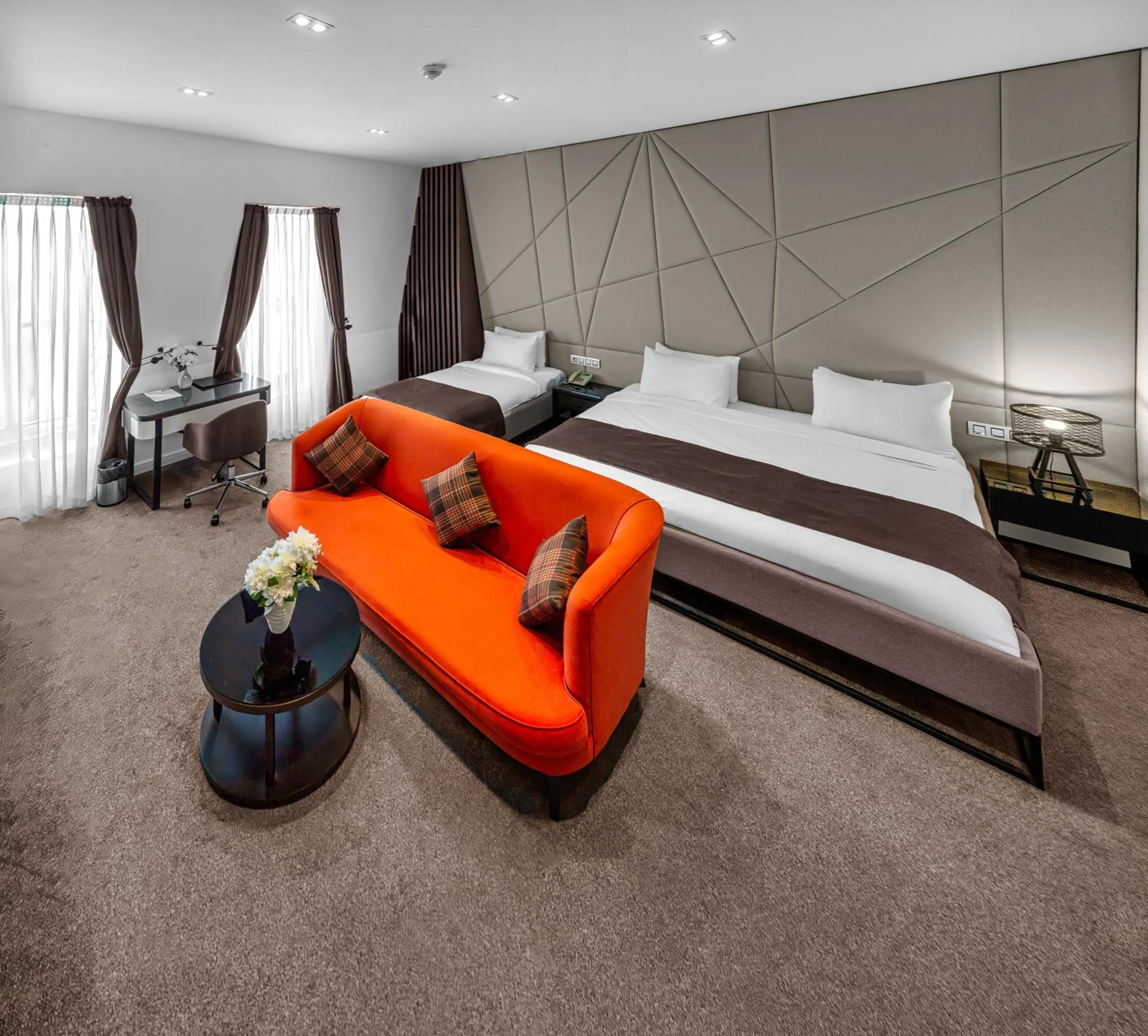 Living room, Bed in Ivy Garden Hotel Baku