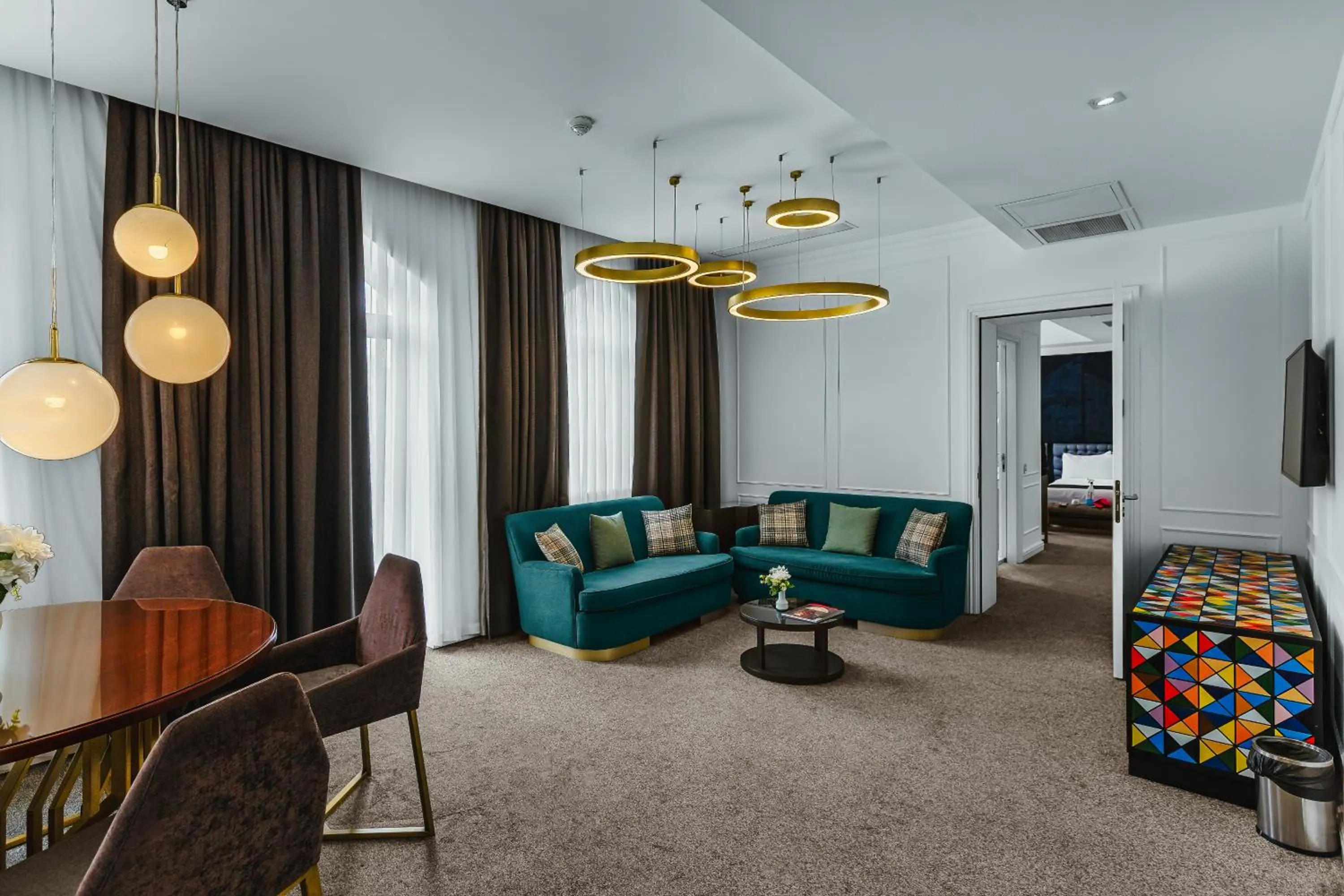 Communal lounge/ TV room in Ivy Garden Hotel Baku