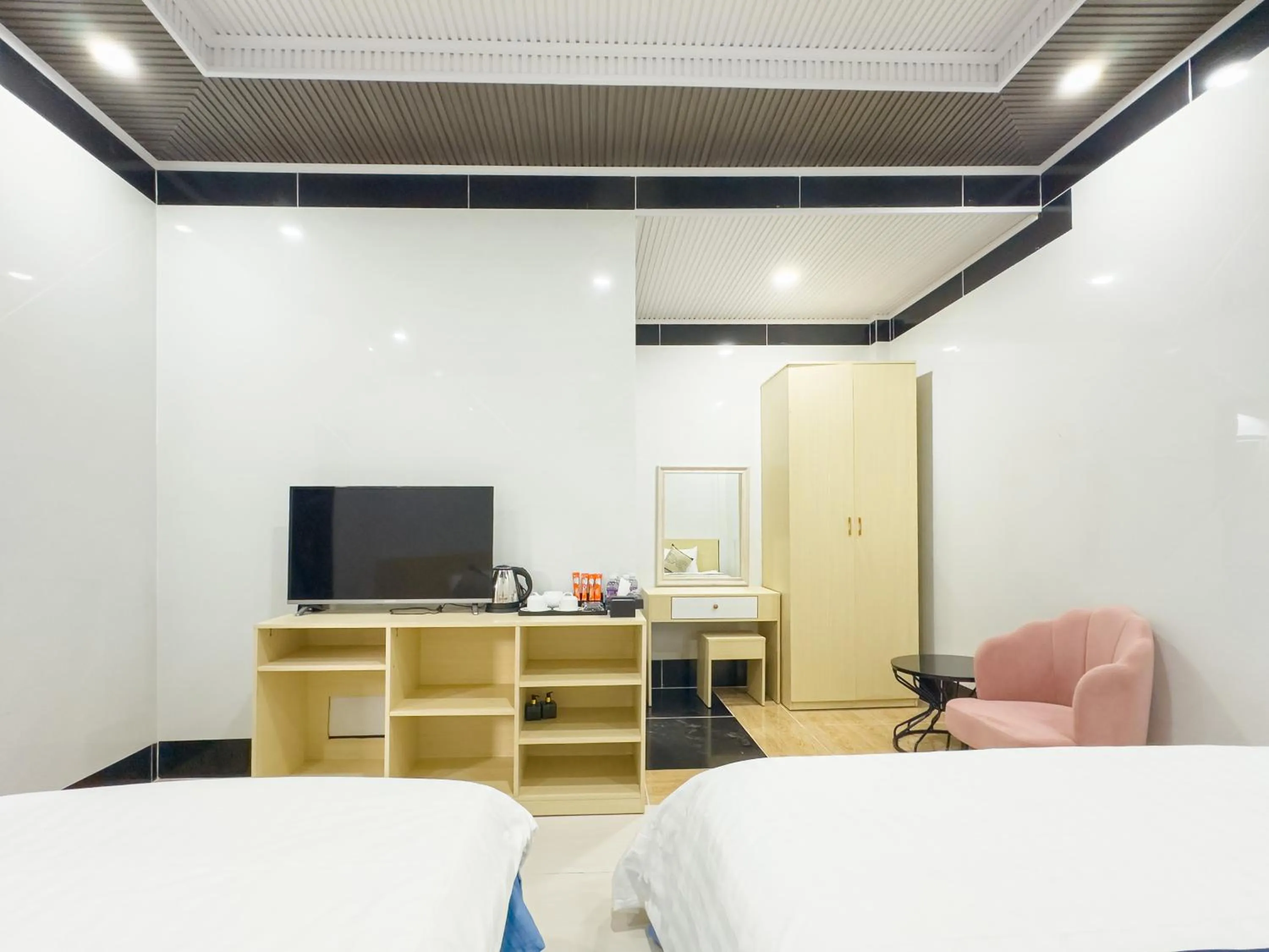 Bed in Mai Phuong Resort Phu Quoc