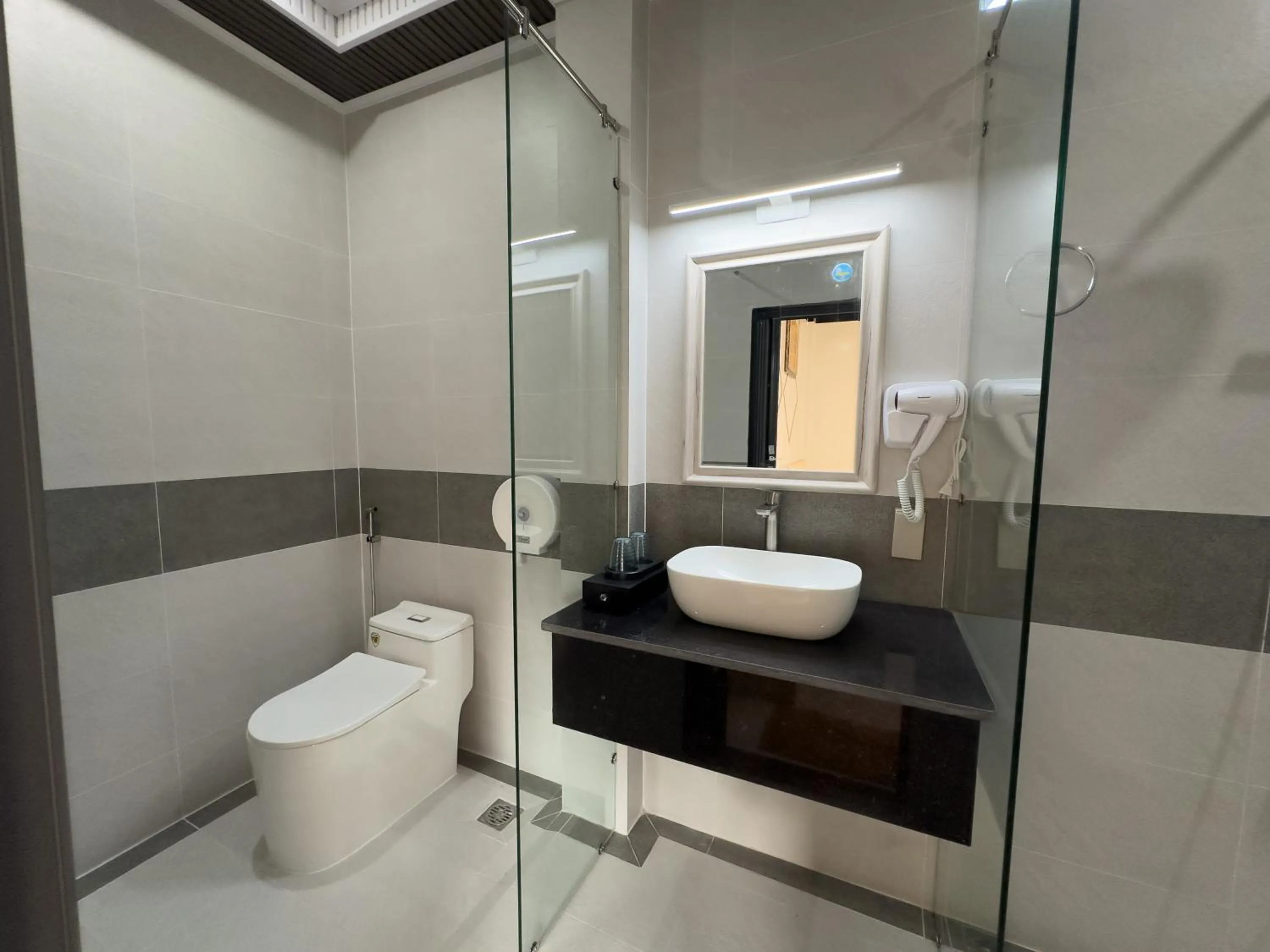 Shower in Mai Phuong Resort Phu Quoc