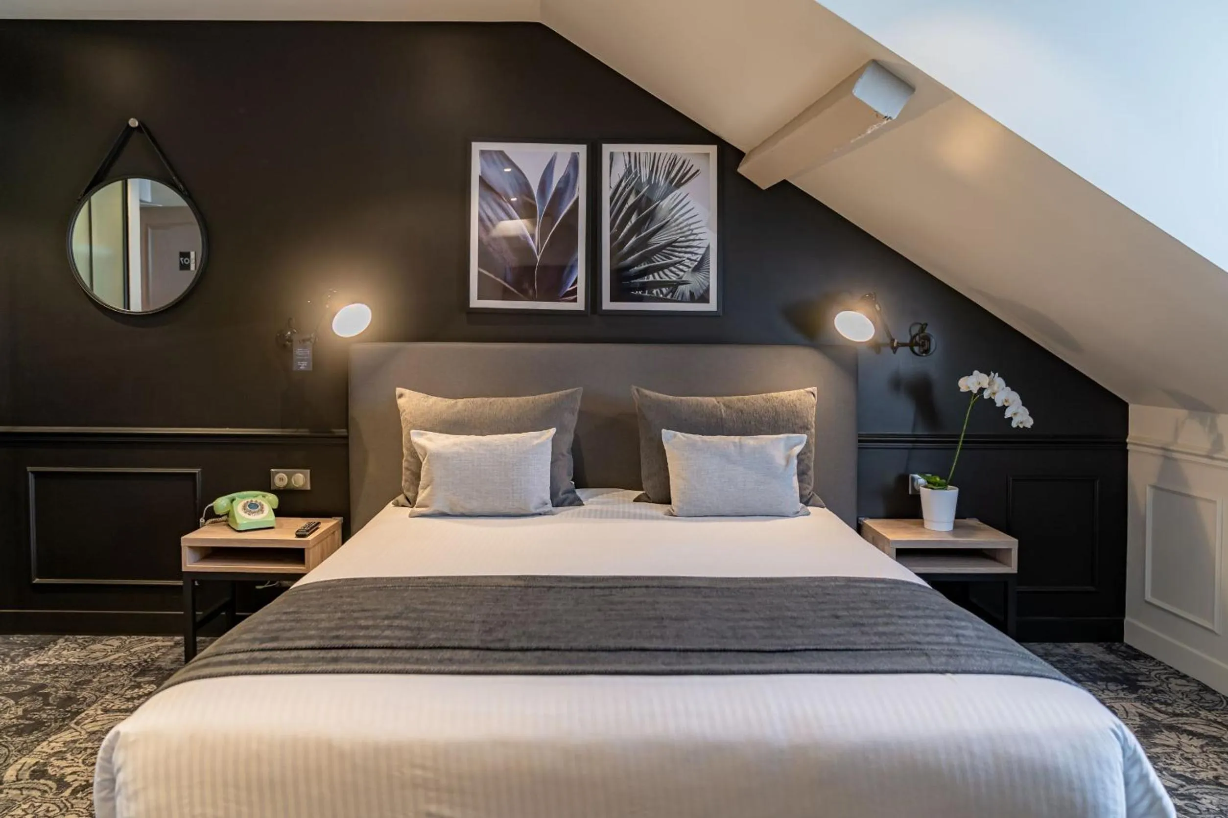 Bed in Allobroges Park Hôtel