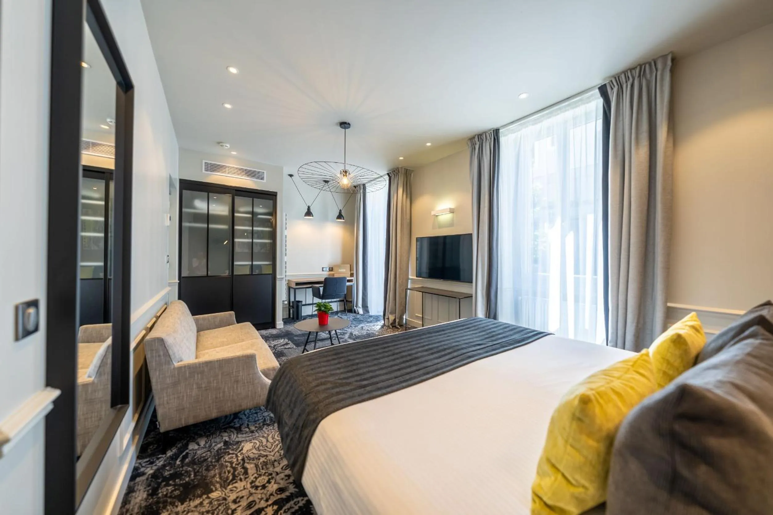 Bed in Allobroges Park Hôtel