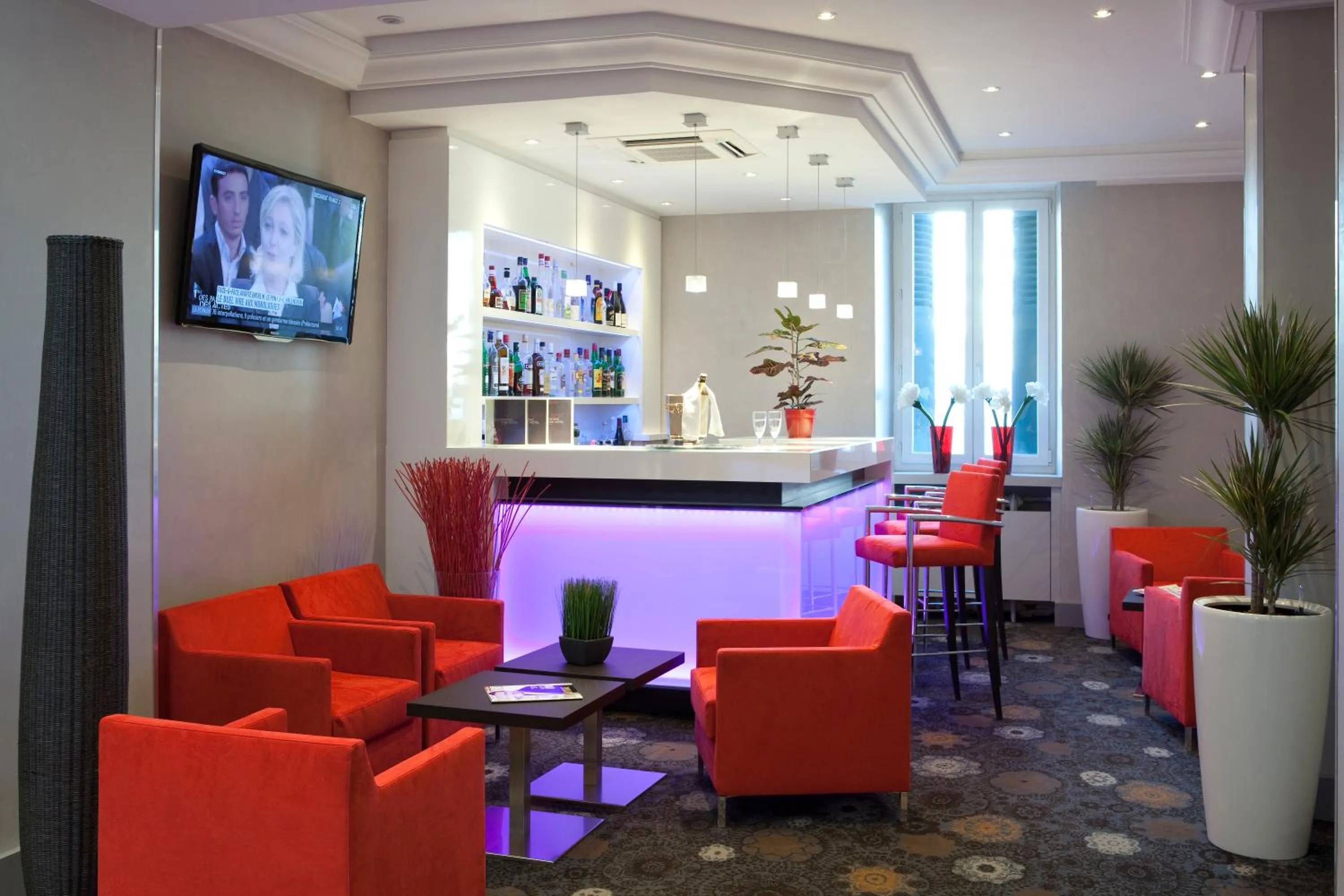 Lounge or bar in Allobroges Park Hôtel