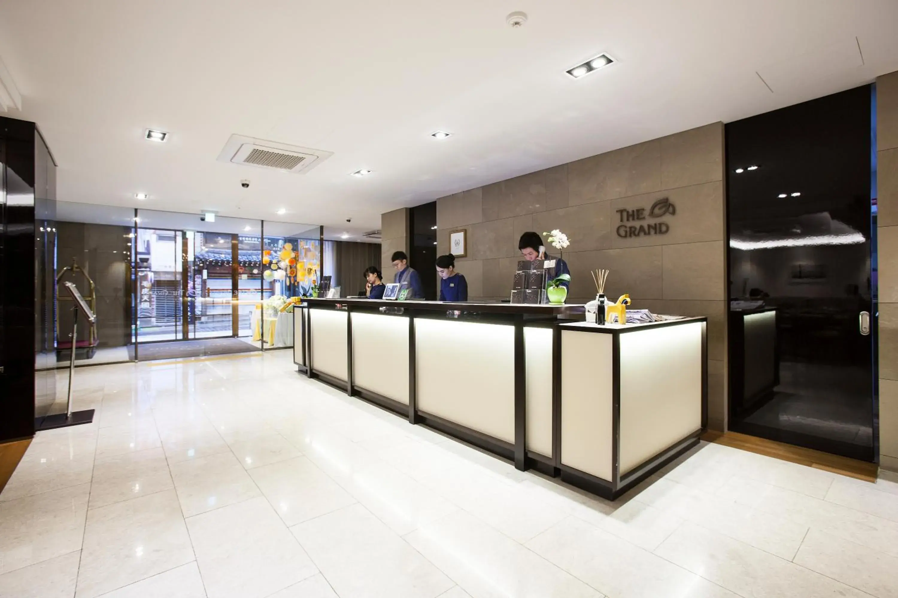 Lobby or reception in The Grand Hotel Myeongdong Lobby or reception in The Grand Hotel Myeongdong