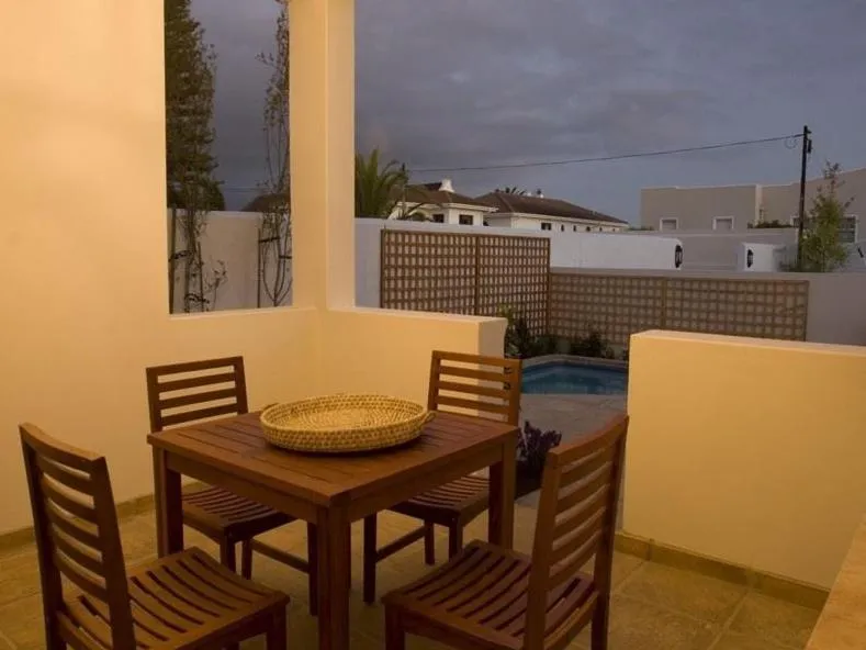 Patio in Kenjockity Self Catering Apartments