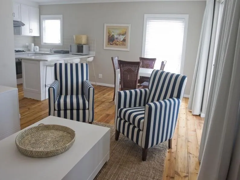 Day in Kenjockity Self Catering Apartments