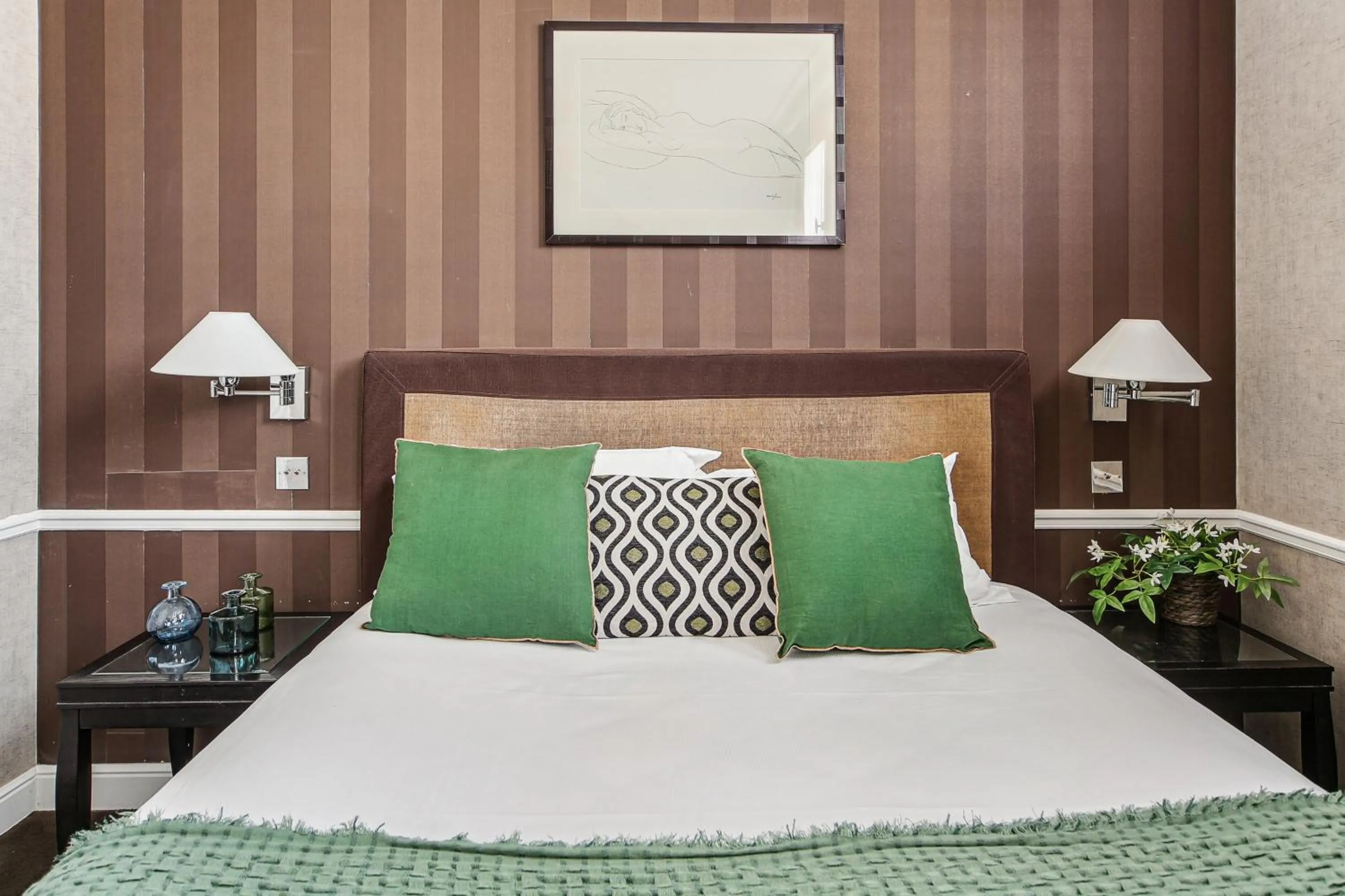 Bed in Victoires Opera