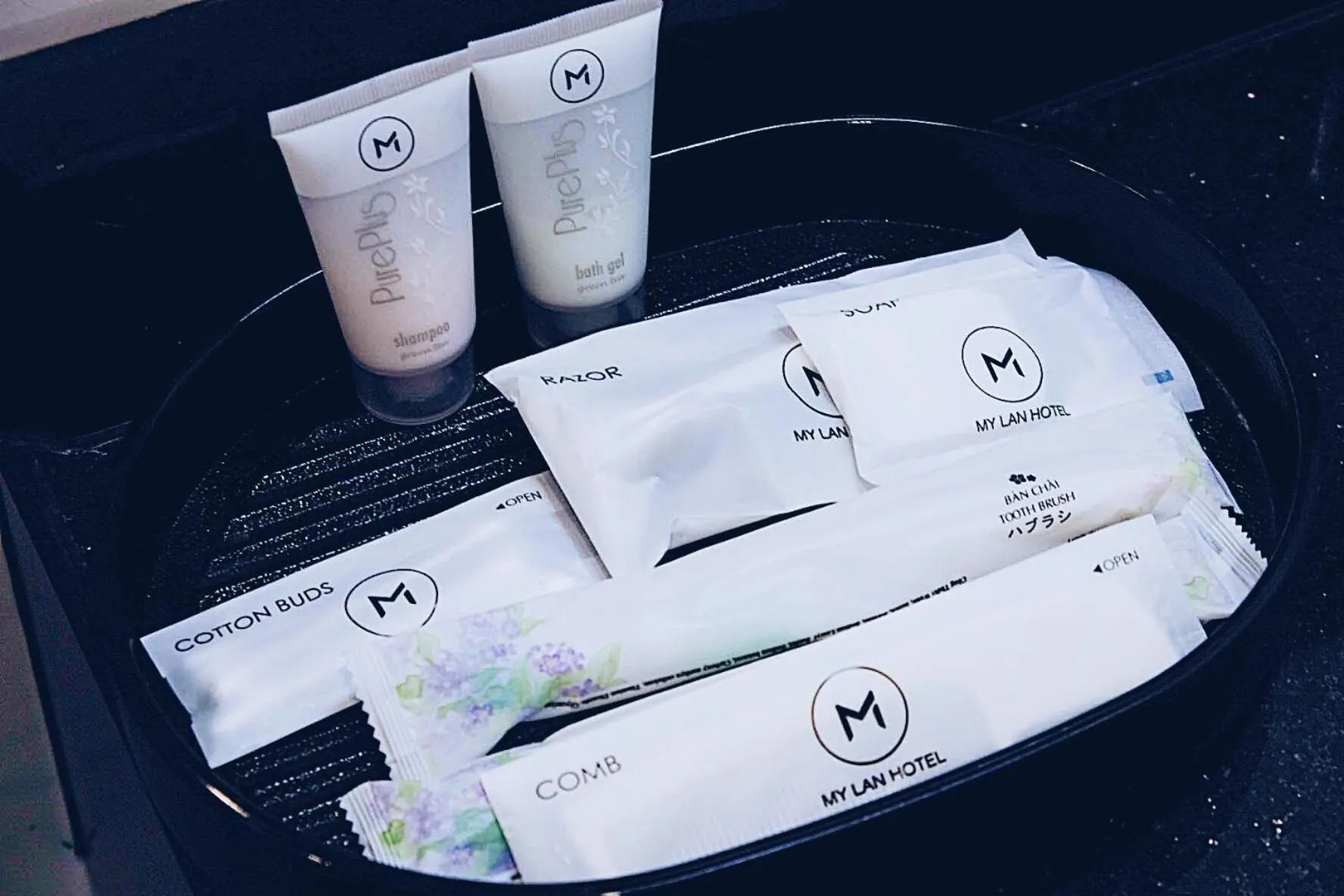 Toilet in My Lan Hanoi Hotel