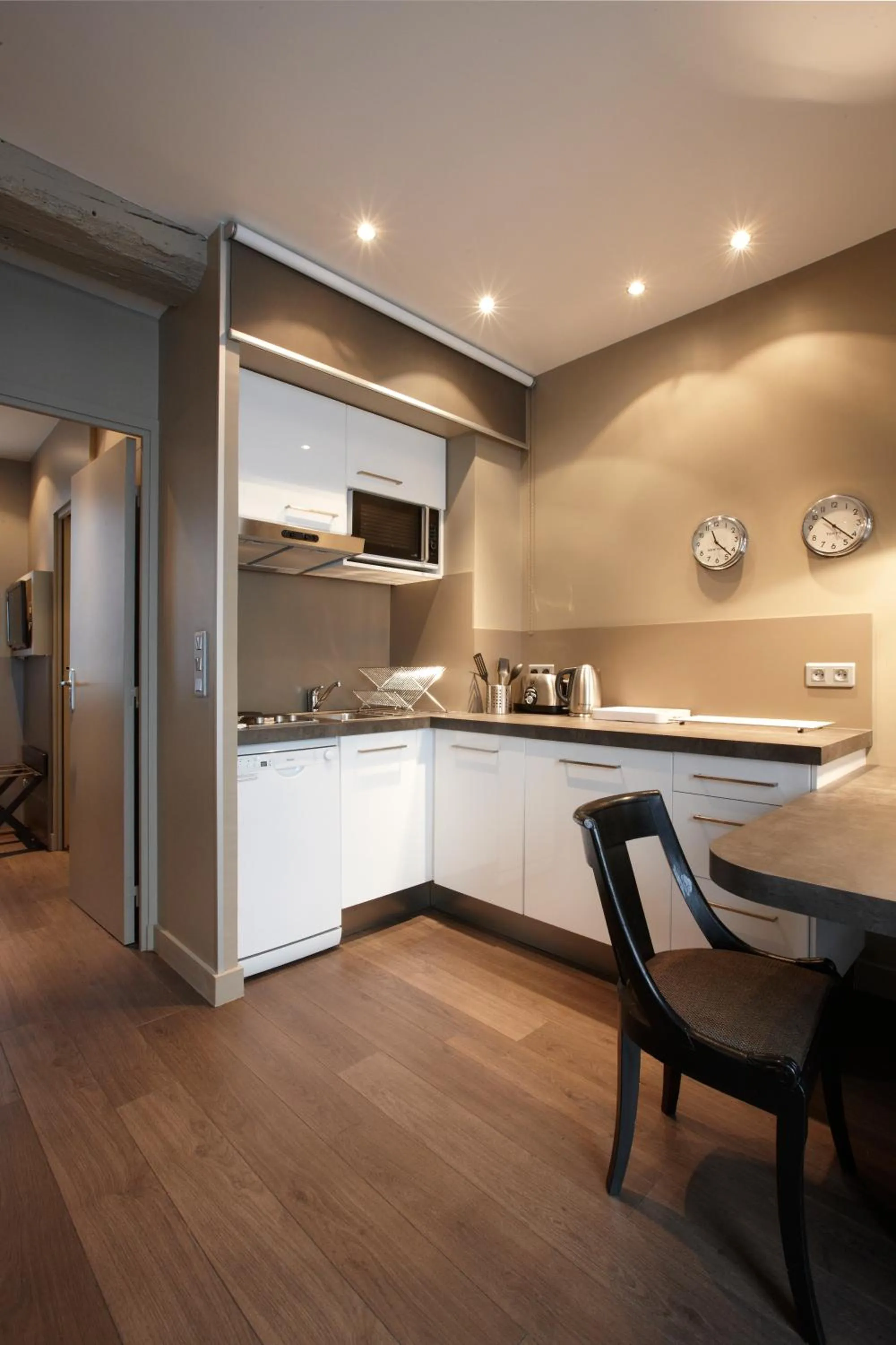 Kitchen or kitchenette in Hotel Louison