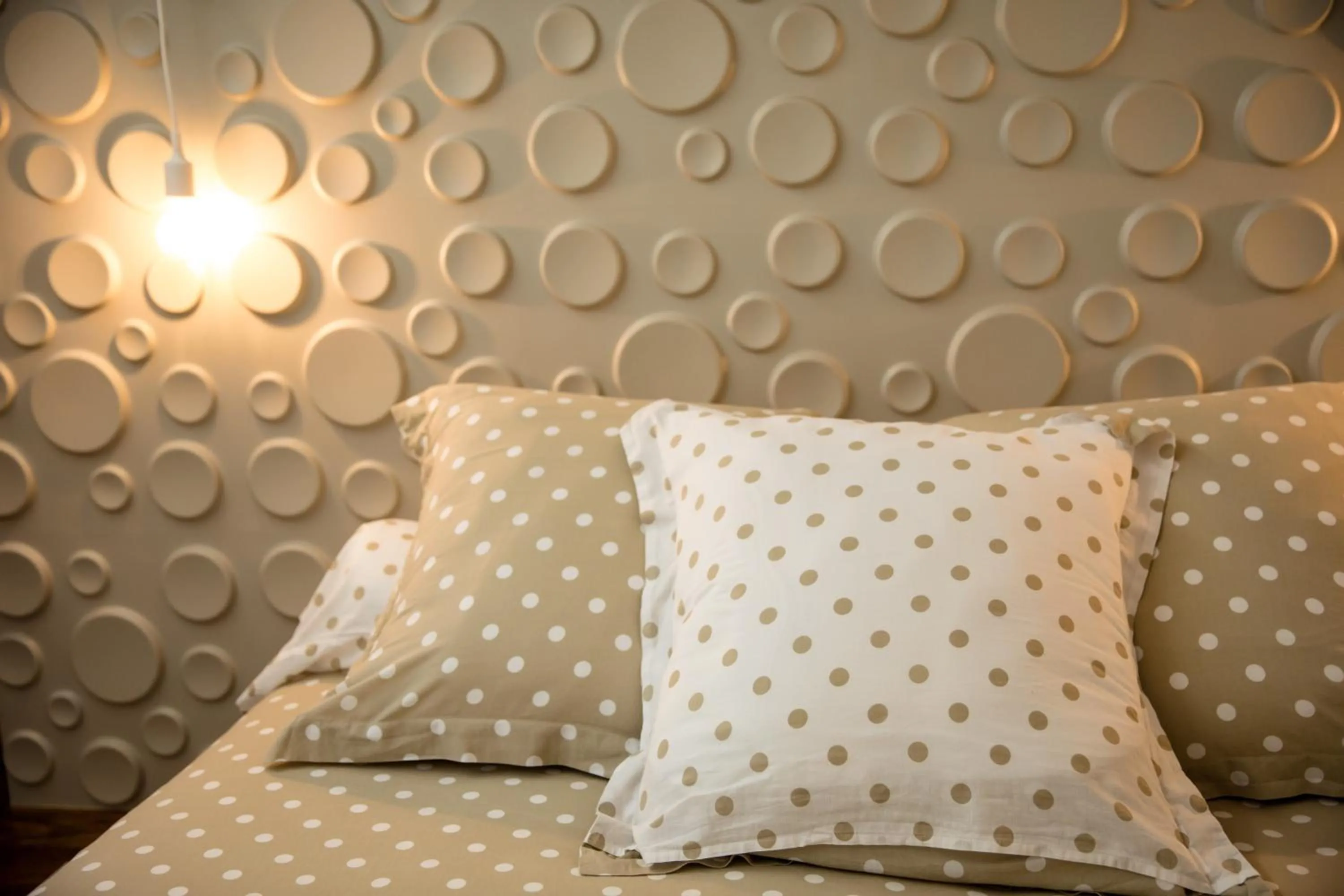 Bedroom, Bed in Slope House