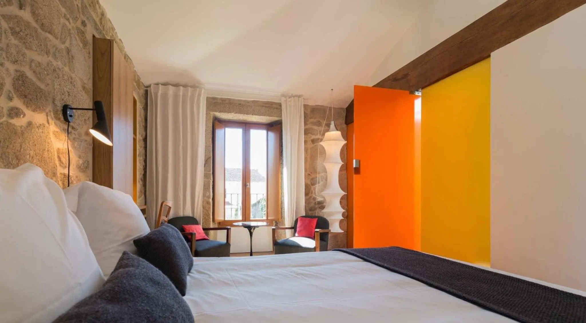 Bedroom, Bed in Os Lambráns