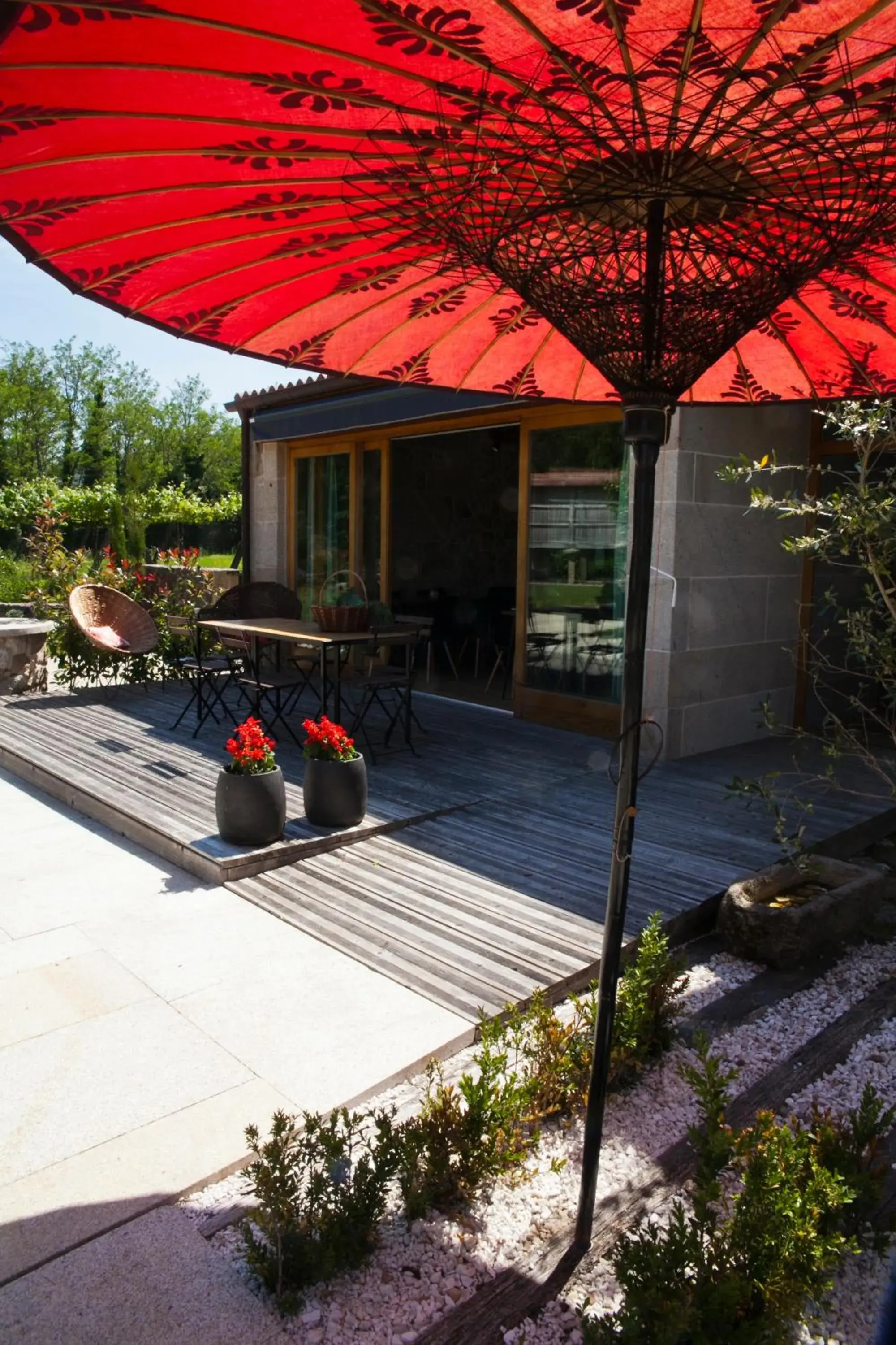 Facade/entrance in Os Lambráns Facade/entrance in Os Lambráns