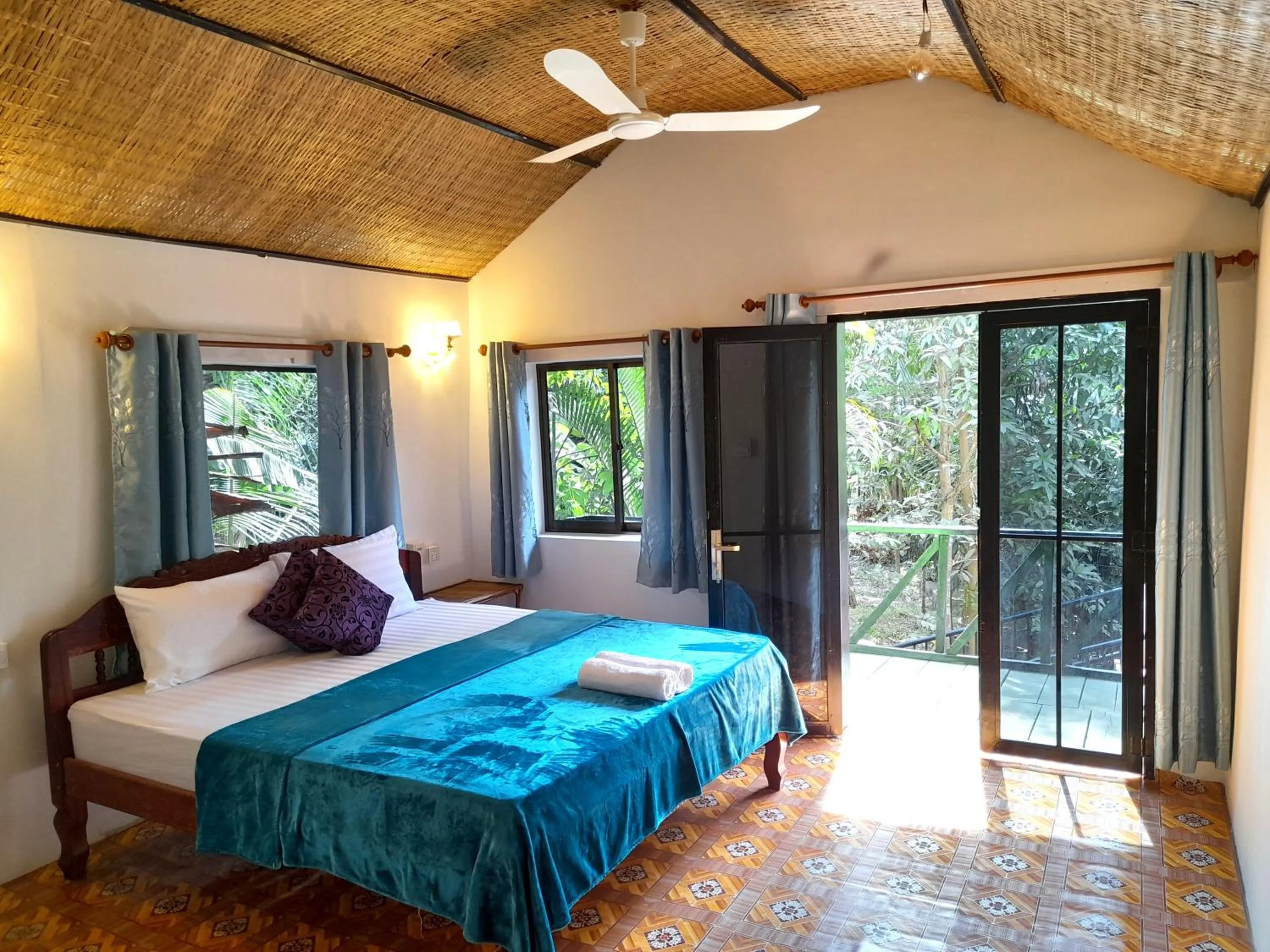 Bedroom, Bed in Green Mango Bungalows