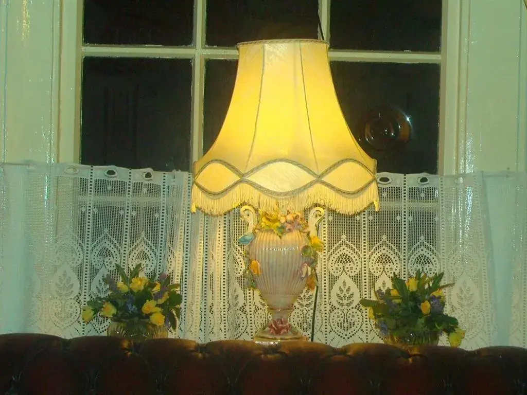 Living room in Wilsons Hotel - Blackpool Tower View Living room in Wilsons Hotel - Blackpool Tower View